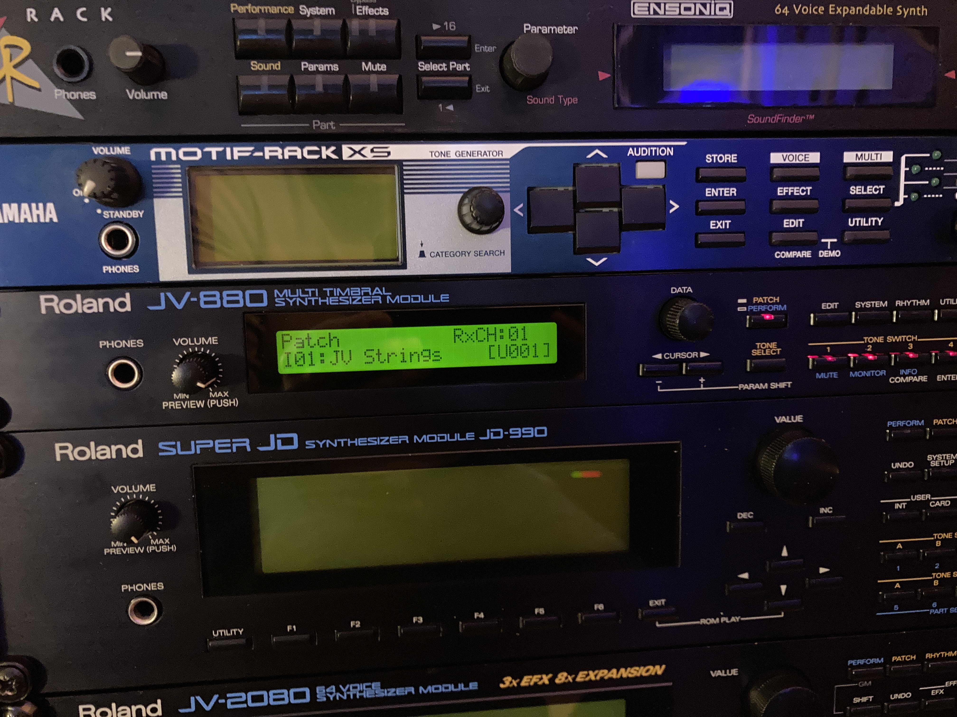 JV-880 - Roland JV-880 - Audiofanzine