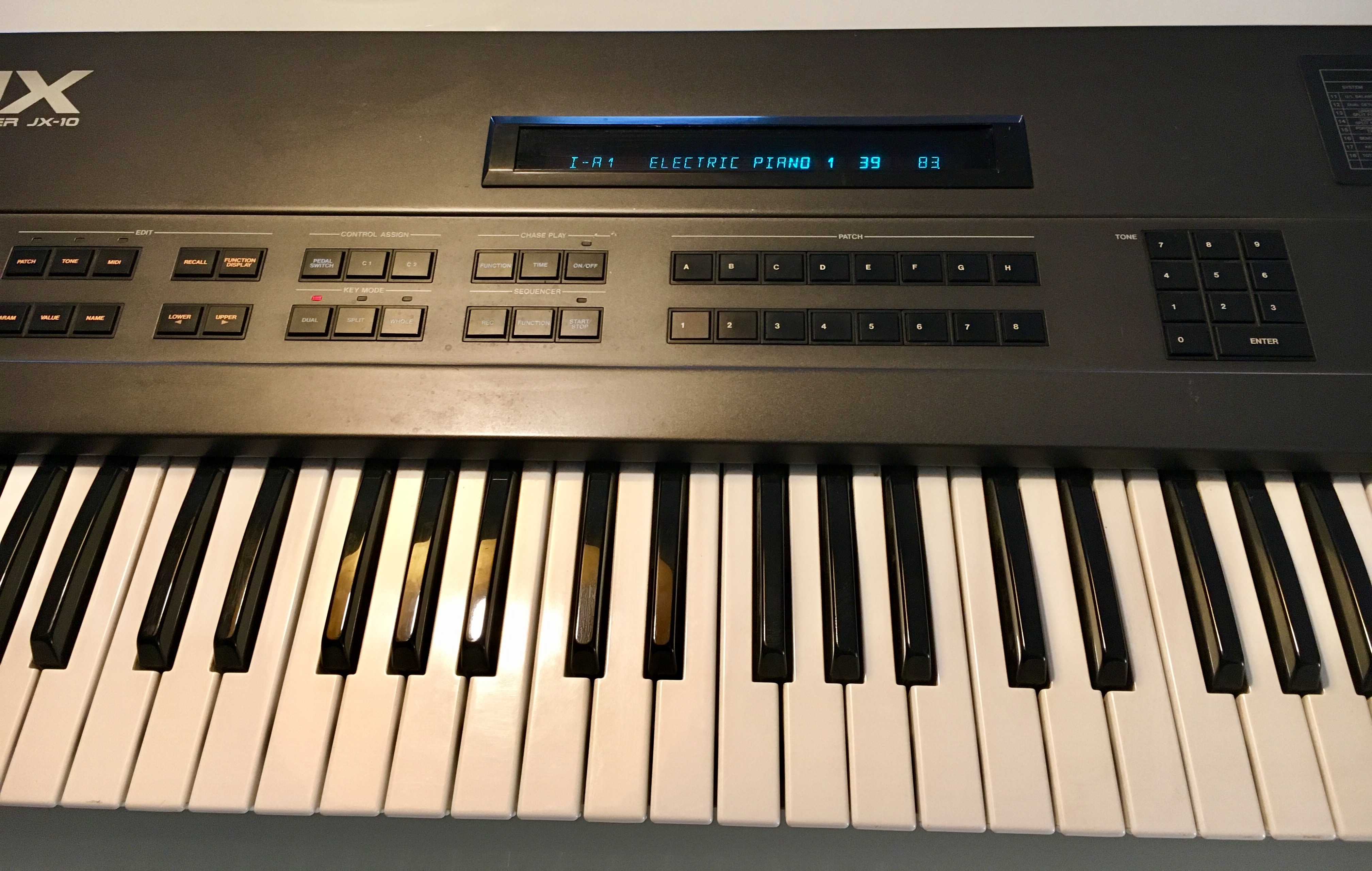 Roland JX10 SuperJX image (1621389) Audiofanzine