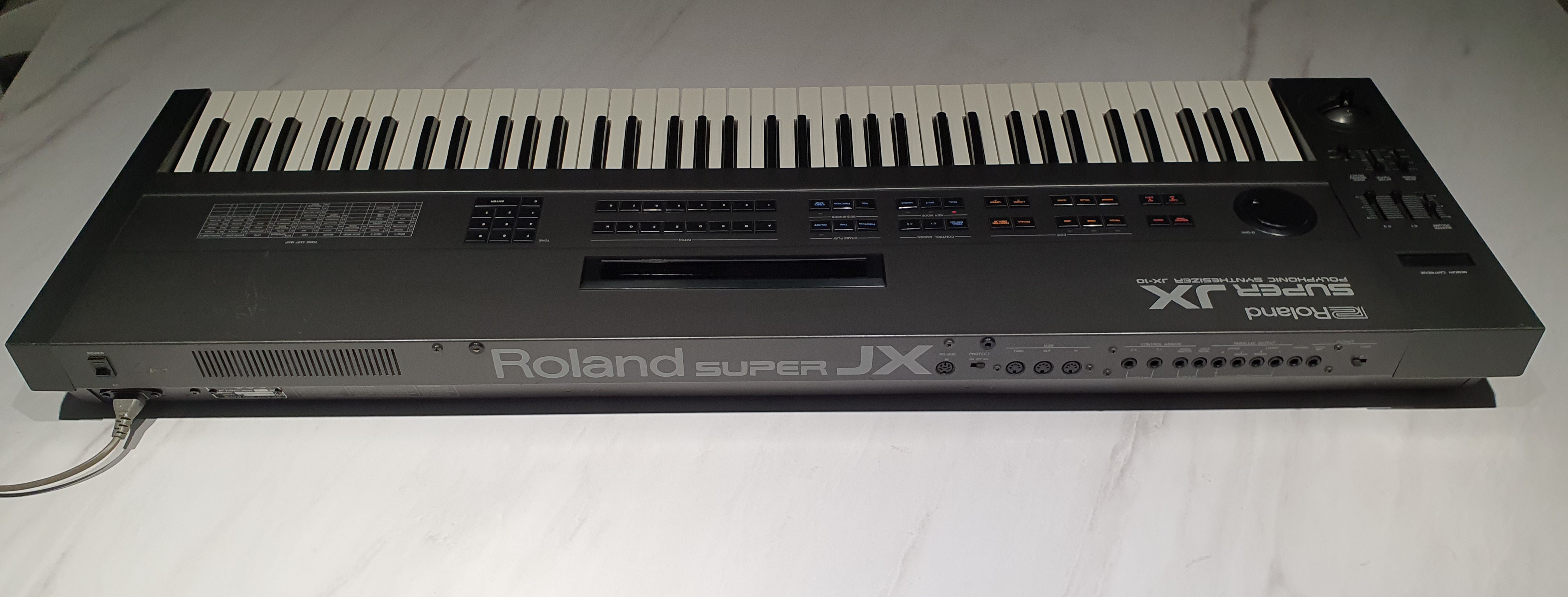 JX10 SuperJX Roland JX10 SuperJX Audiofanzine