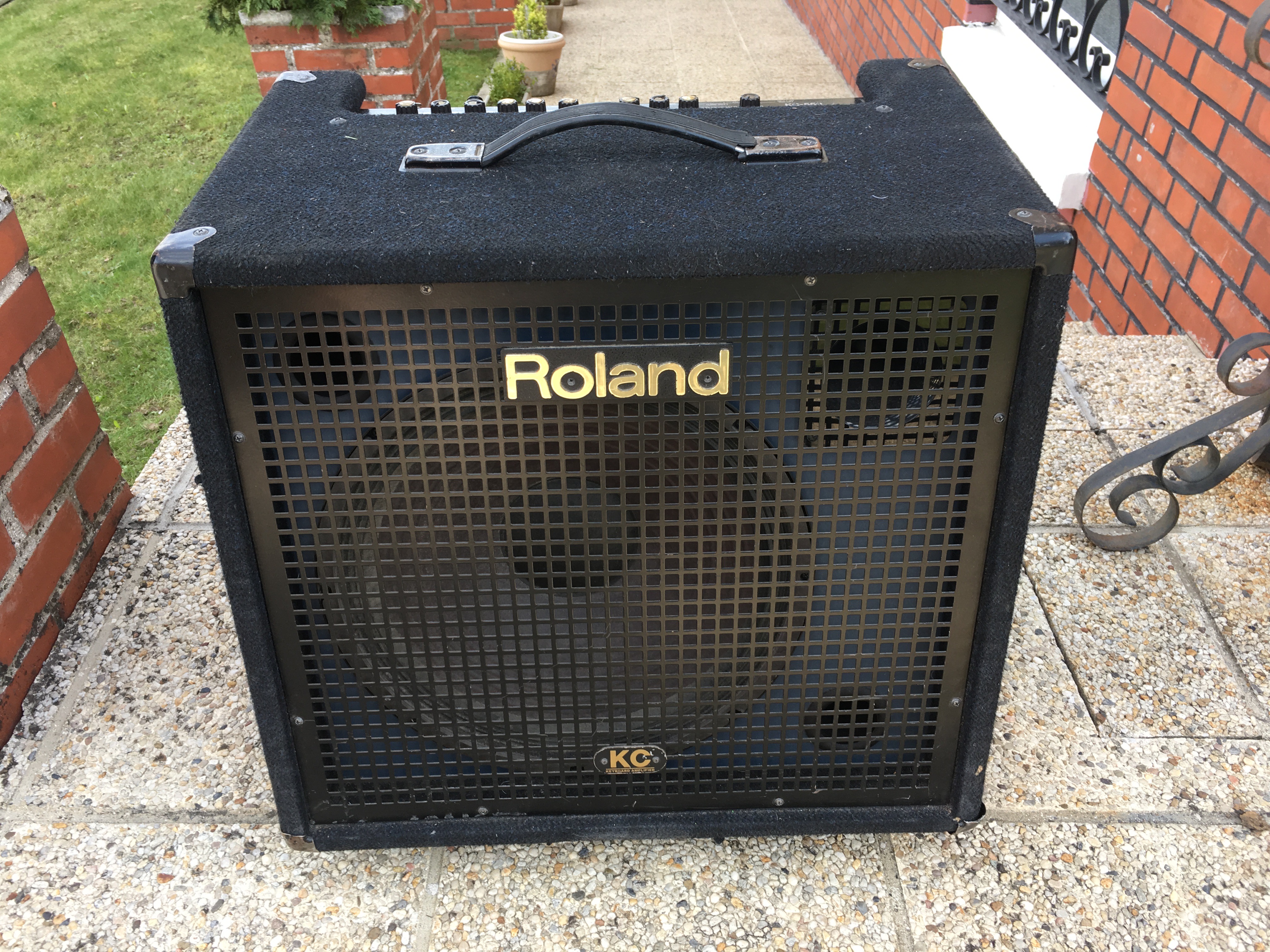 Roland Kc 550 Dimensions