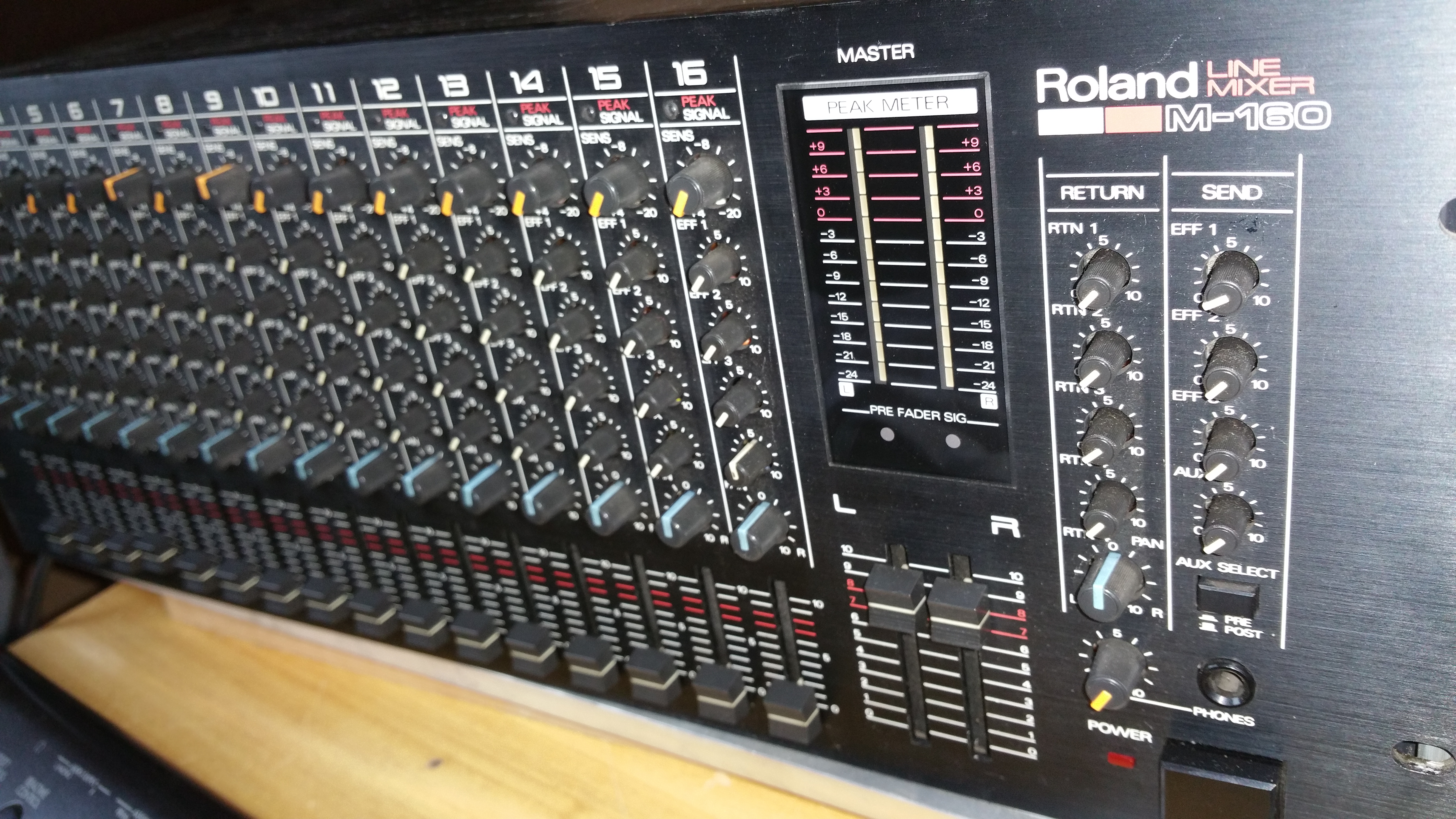 M-160 - Roland M-160 - Audiofanzine