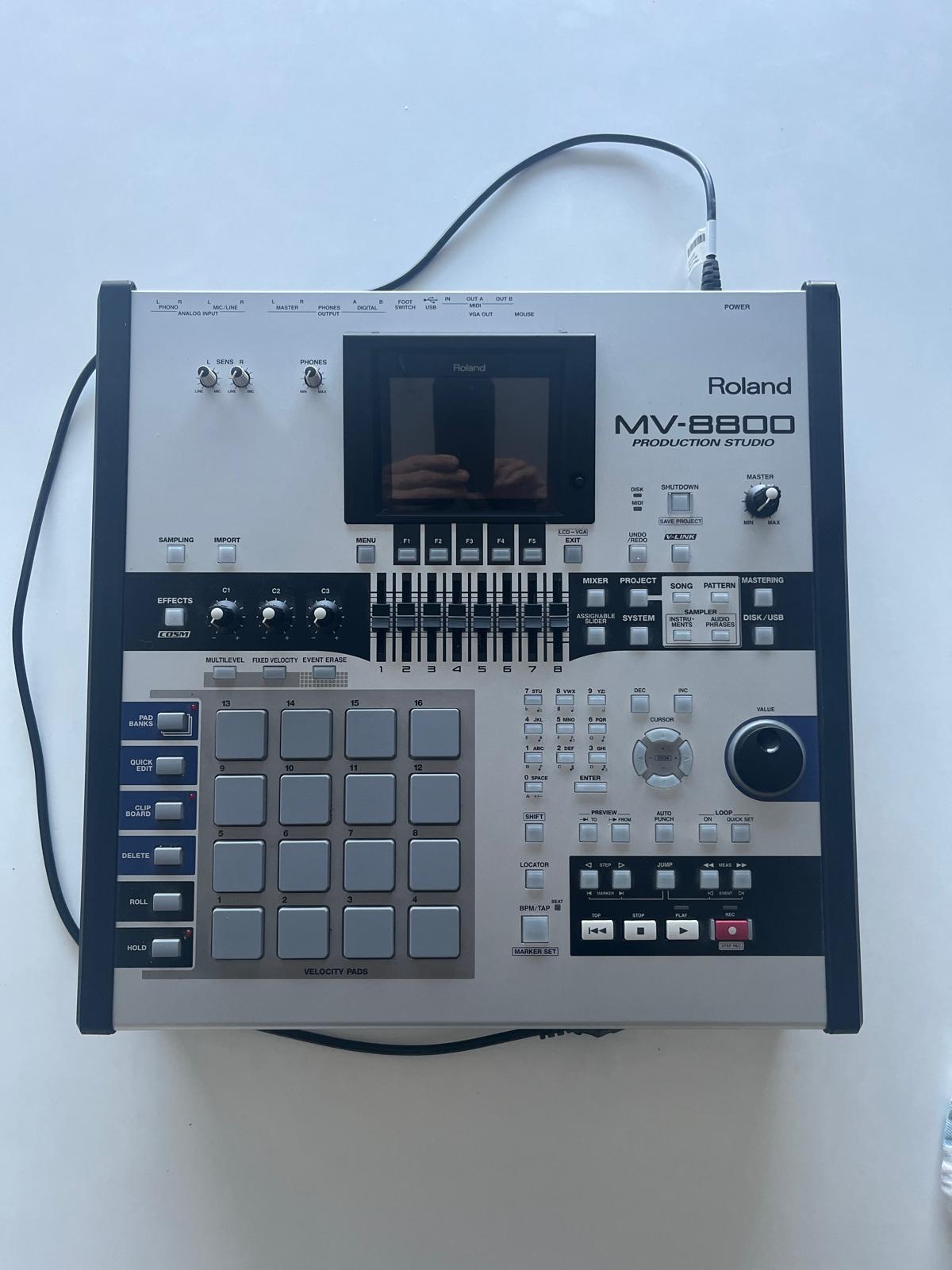 roland-mv-8800-6485776.jpg