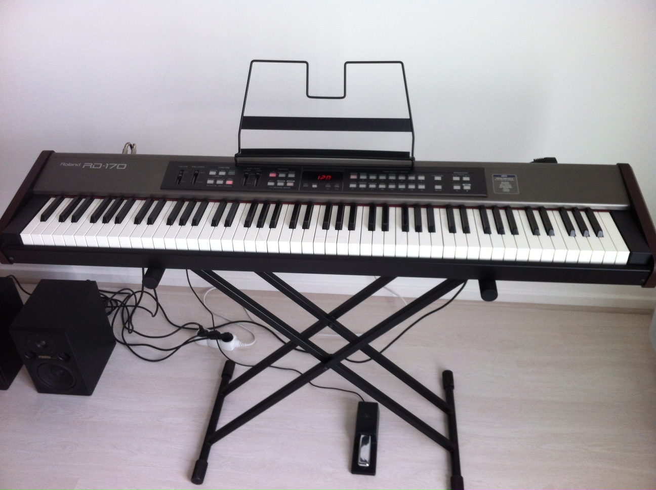Roland RD170 image (815817) Audiofanzine