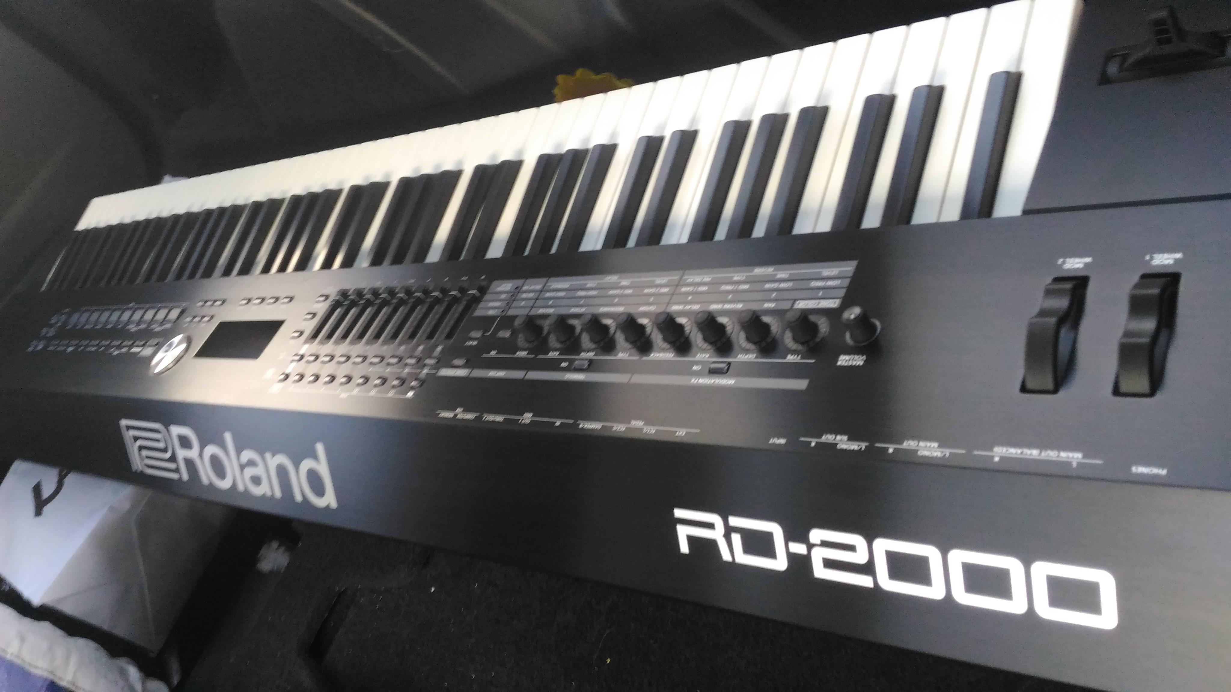 Photo Roland RD2000 P 20170909 182941 (1888533) Audiofanzine