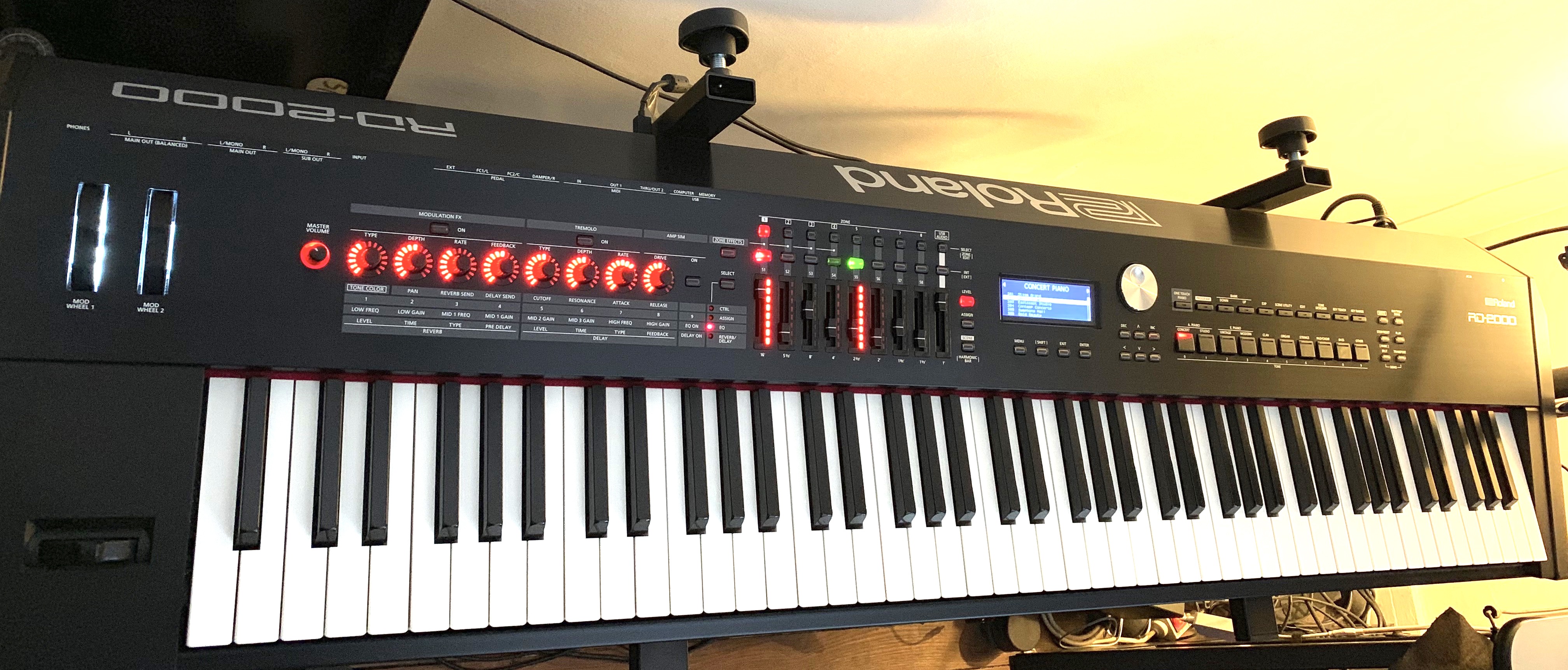 Roland RD2000 Audiofanzine