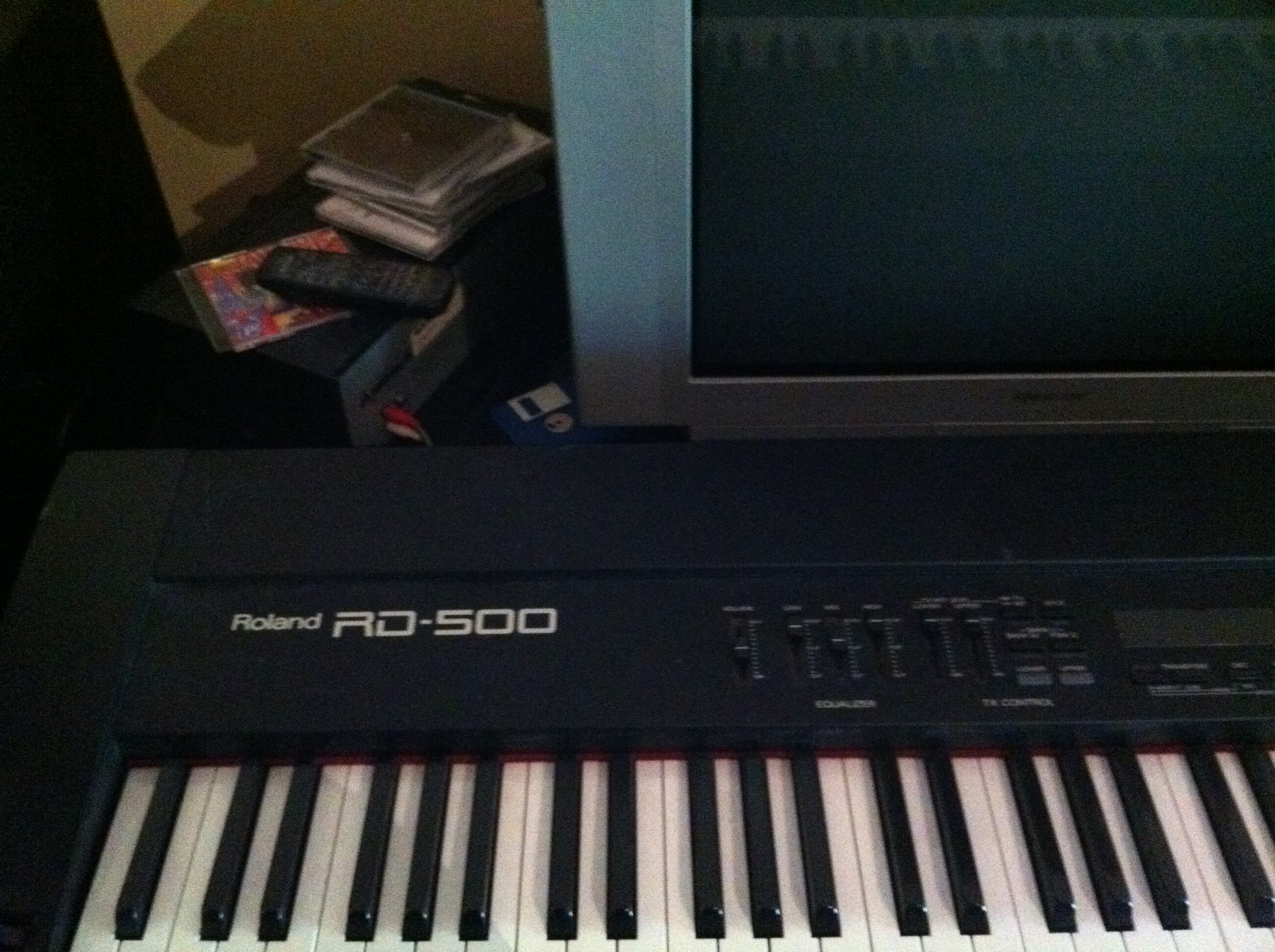 Roland RD500 Audiofanzine