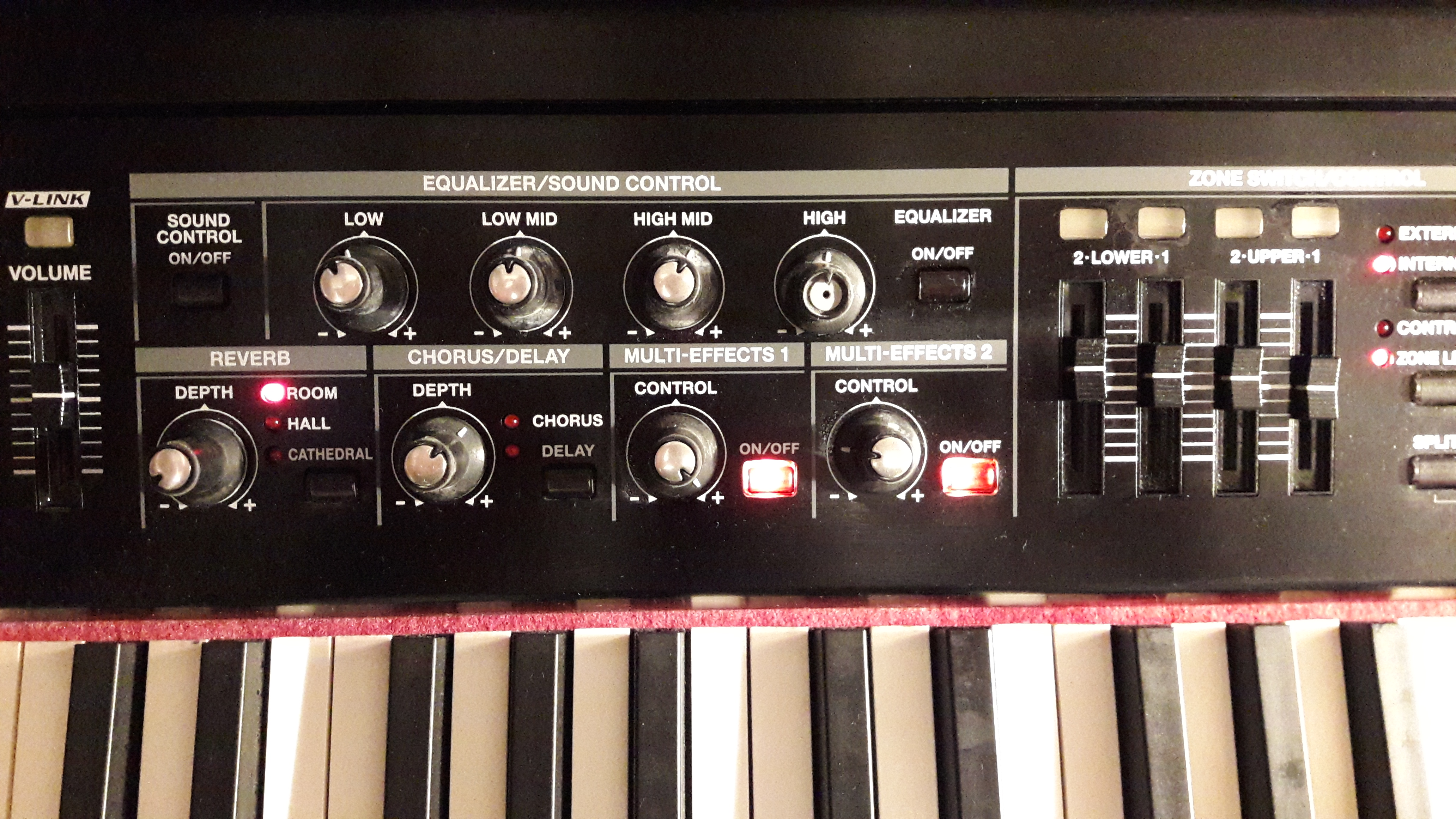 RD700GX Roland RD700GX Audiofanzine