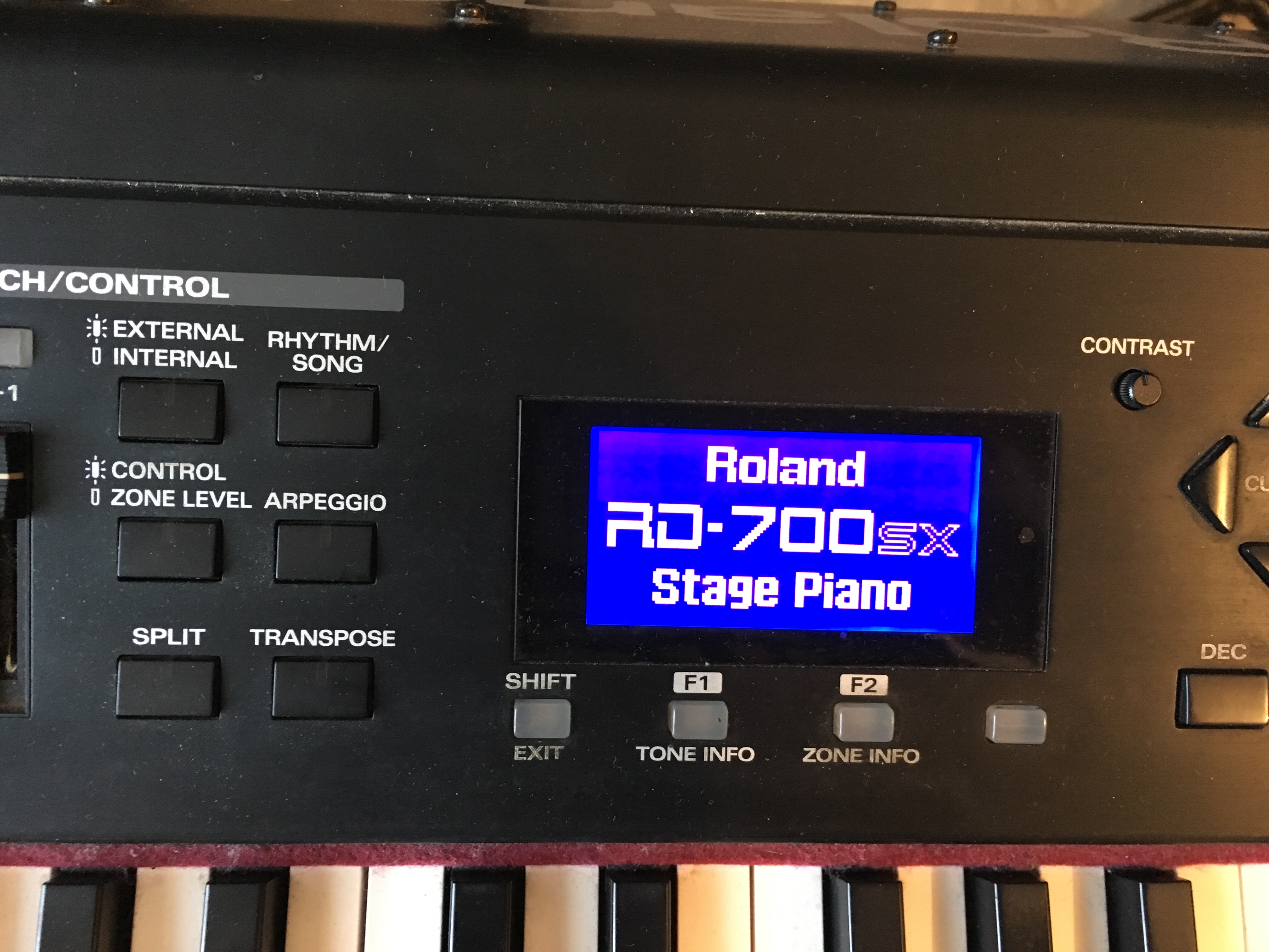 RD700SX Roland RD700SX Audiofanzine