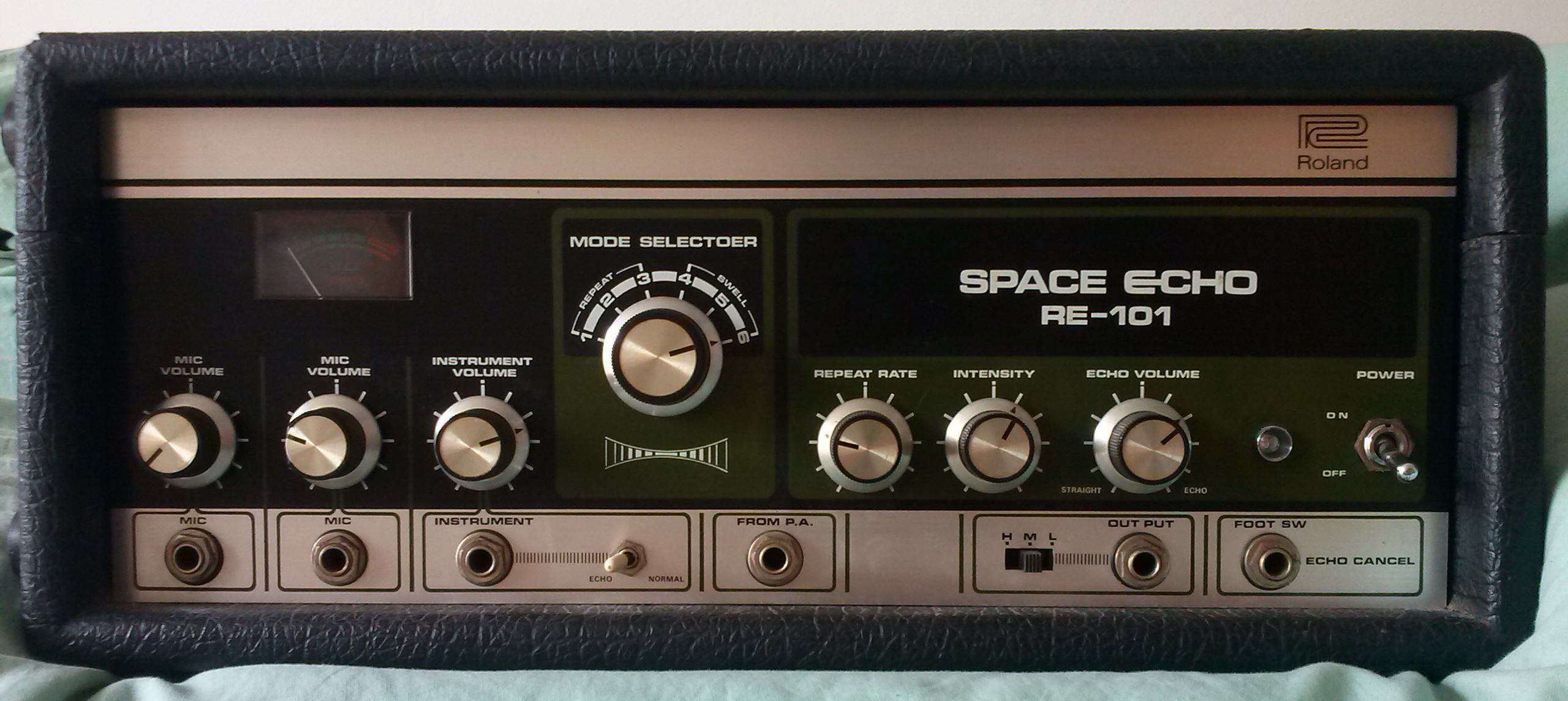 Space Echo RE-101 'mode selectoer' - MOD WIGGLER