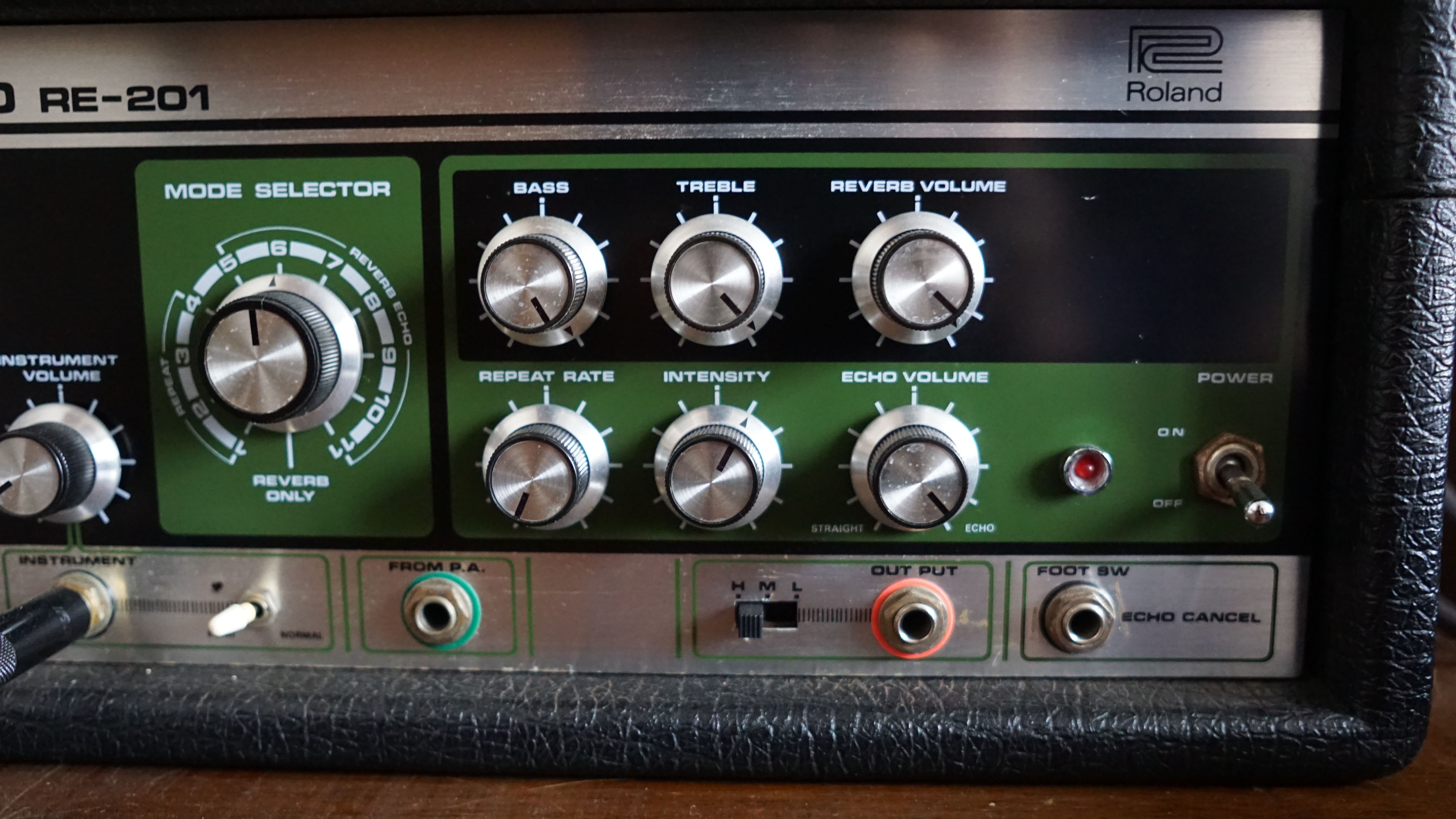 Photo Roland RE201 Space Echo Roland RE201 Space Echo (4965