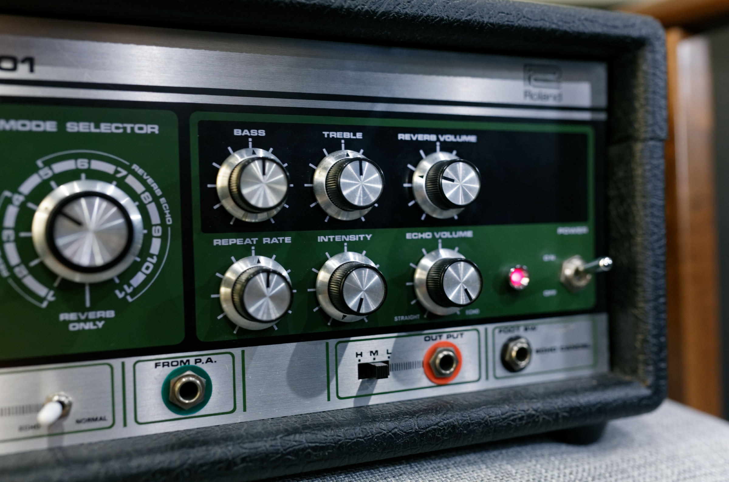 Roland Space Echo RE201 MINT (IledeFrance) Audiofanzine