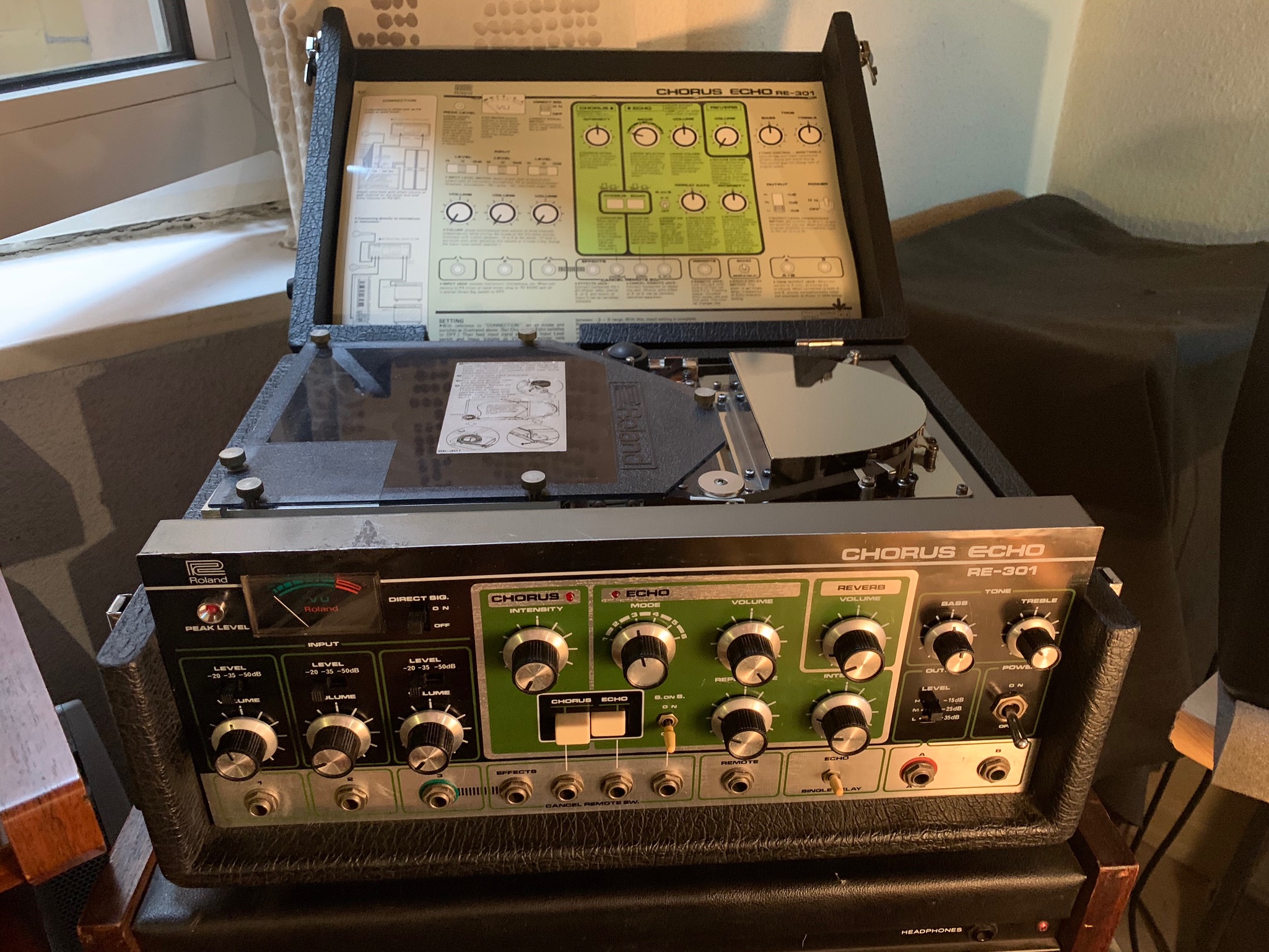 RE301 Chorus Echo Roland RE301 Chorus Echo Audiofanzine