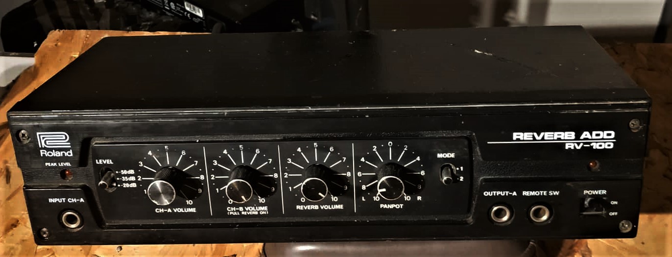 RV 100 Roland RV 100 Audiofanzine