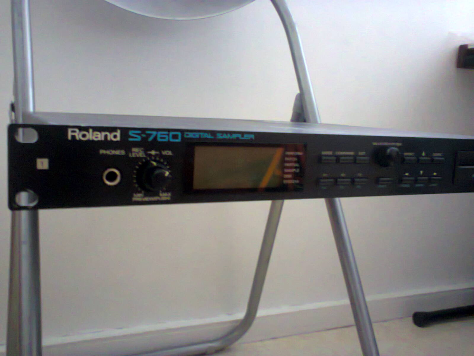 Photo Roland S760 Roland S760 (51418) (838278) Audiofanzine