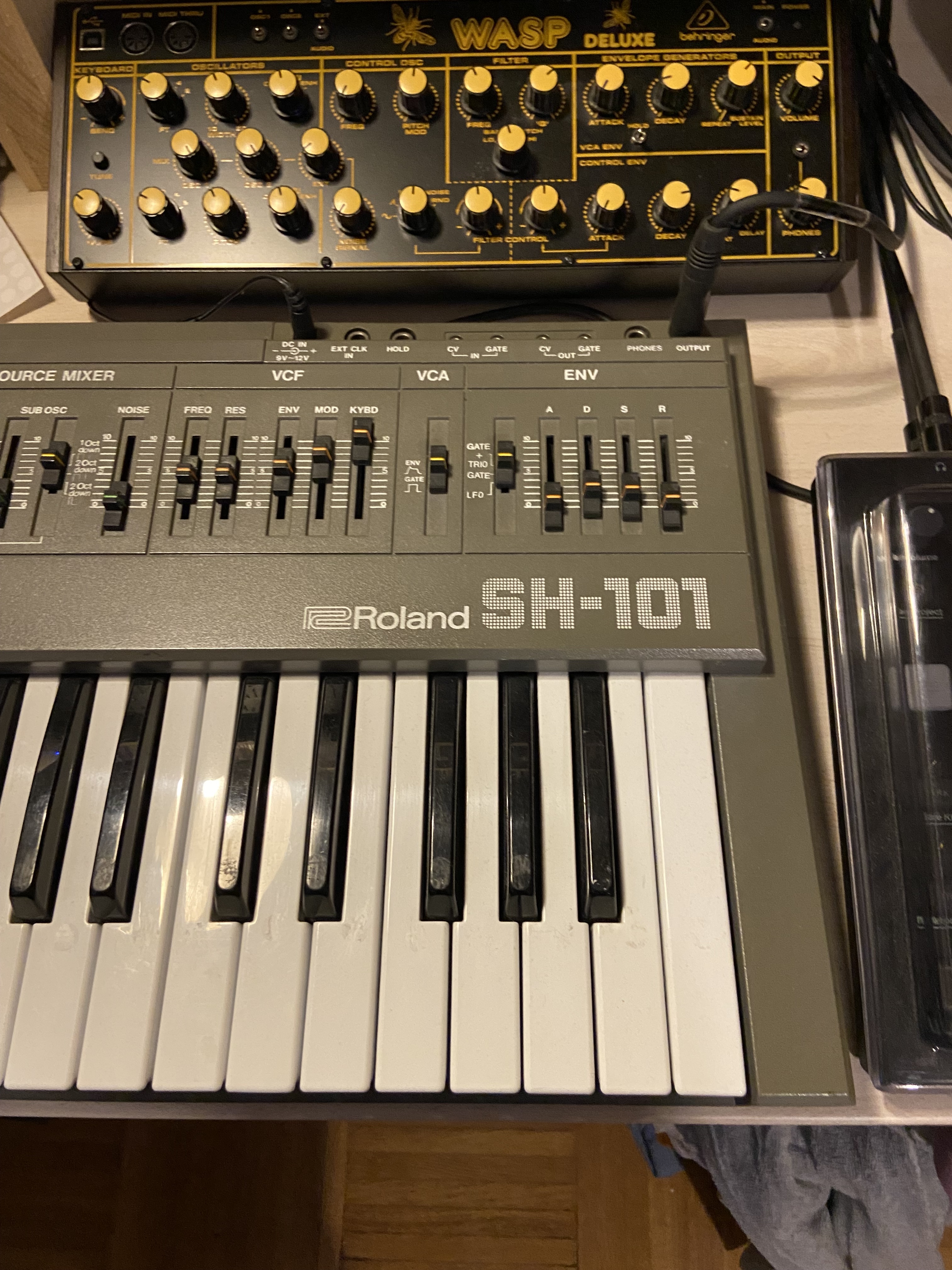 Roland SH-101 Monophonic Analog Synthesizer