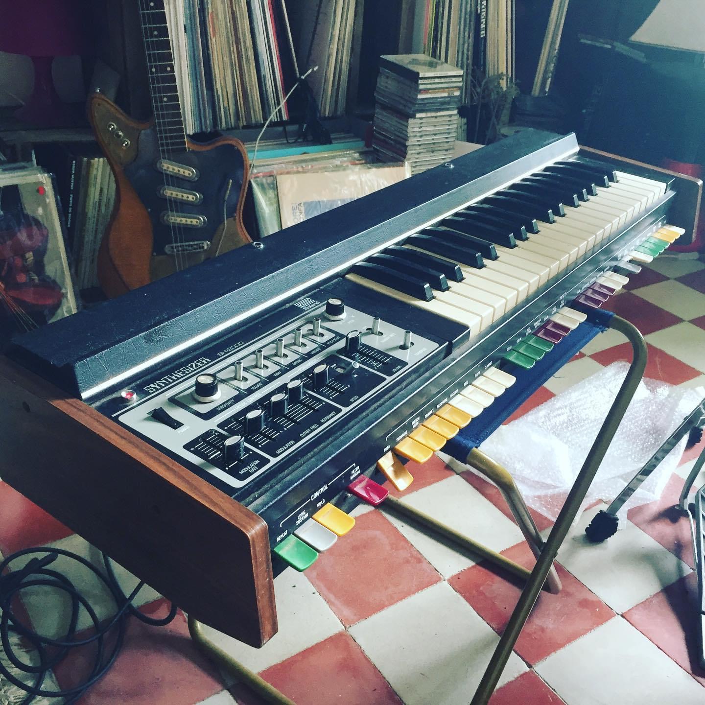 SH-2000 - Roland SH-2000 - Audiofanzine