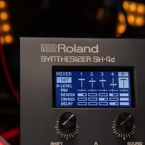 roland-sh-4d-5727281.jpg