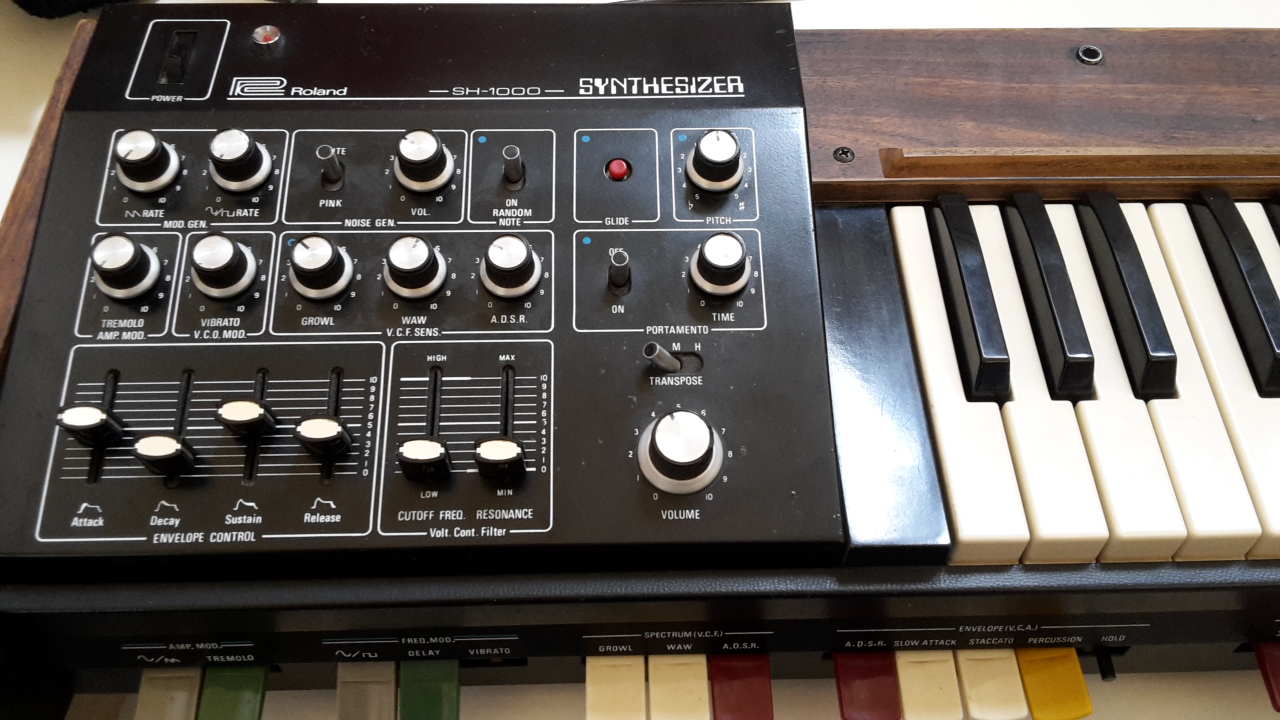 MATRIXSYNTH: Roland SH-1000 Vintage Synthesizer With Hard Case