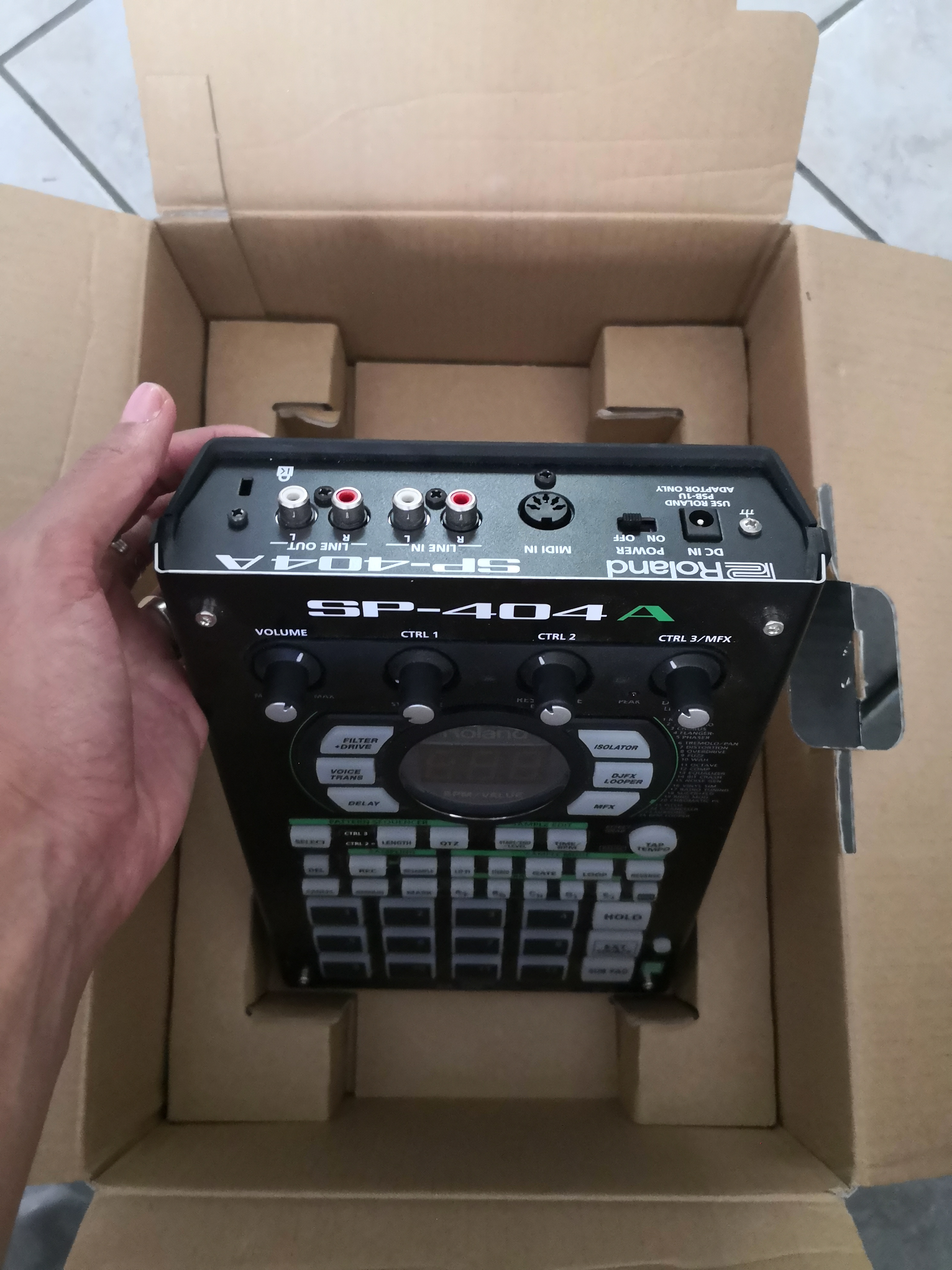 SP404A Roland SP404A Audiofanzine