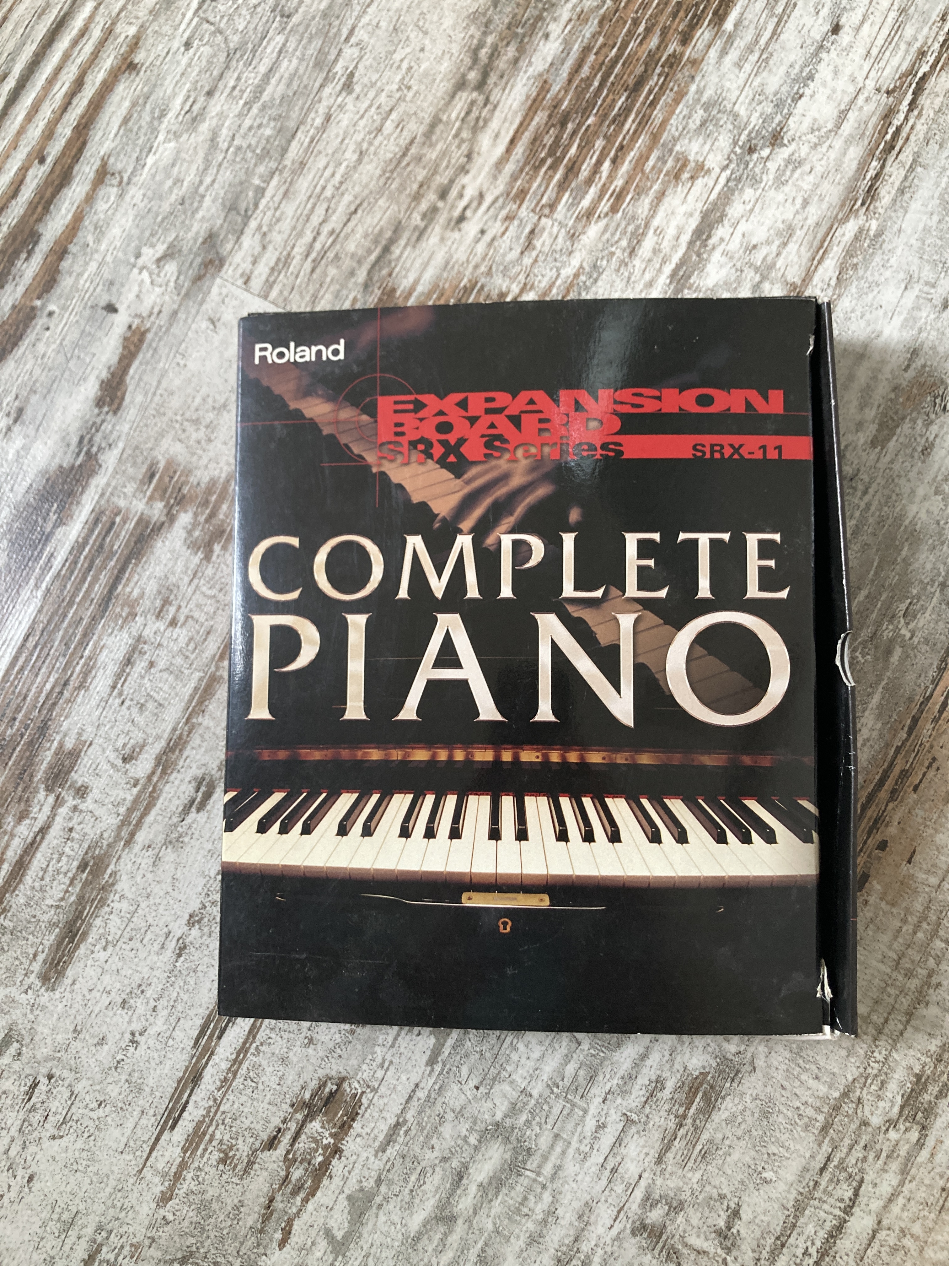 SRX-11 Complete Piano - Roland SRX-11 Complete Piano - Audiofanzine