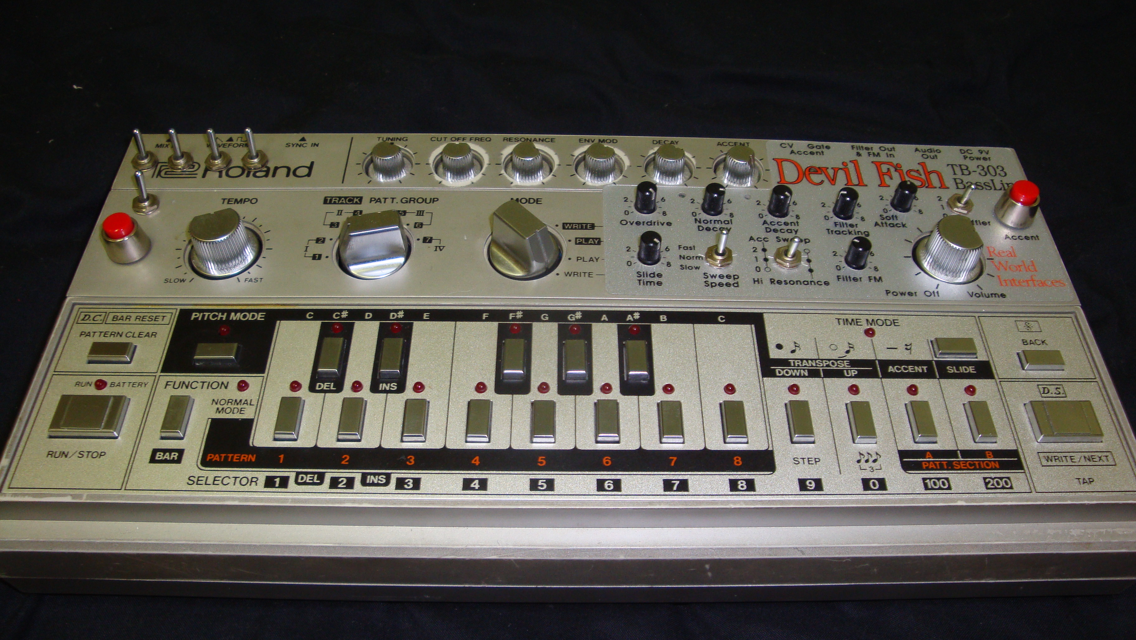 TB-303 Devil Fish - Roland TB-303 Devil Fish - Audiofanzine