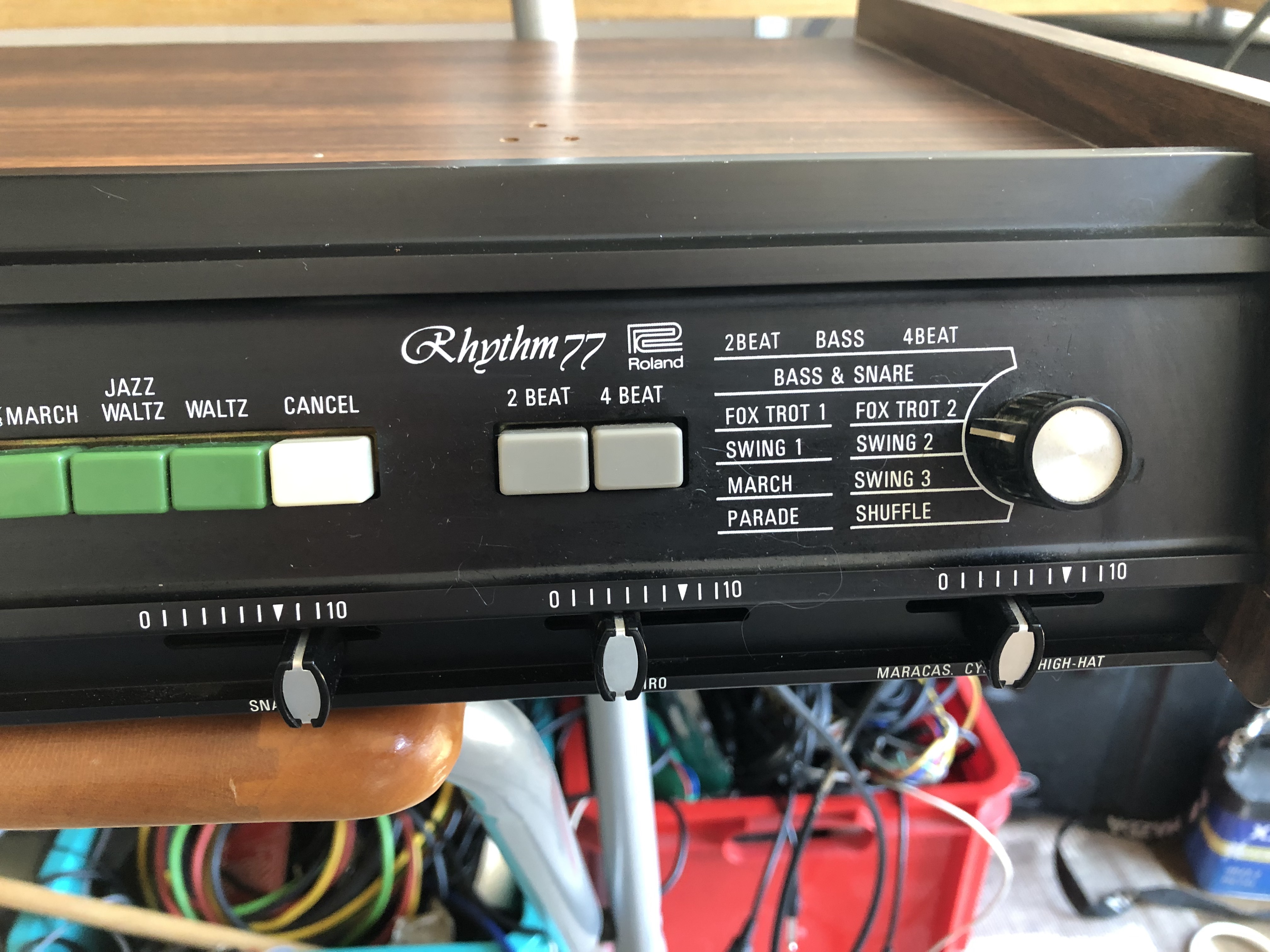 TR 77 Roland TR 77 Audiofanzine