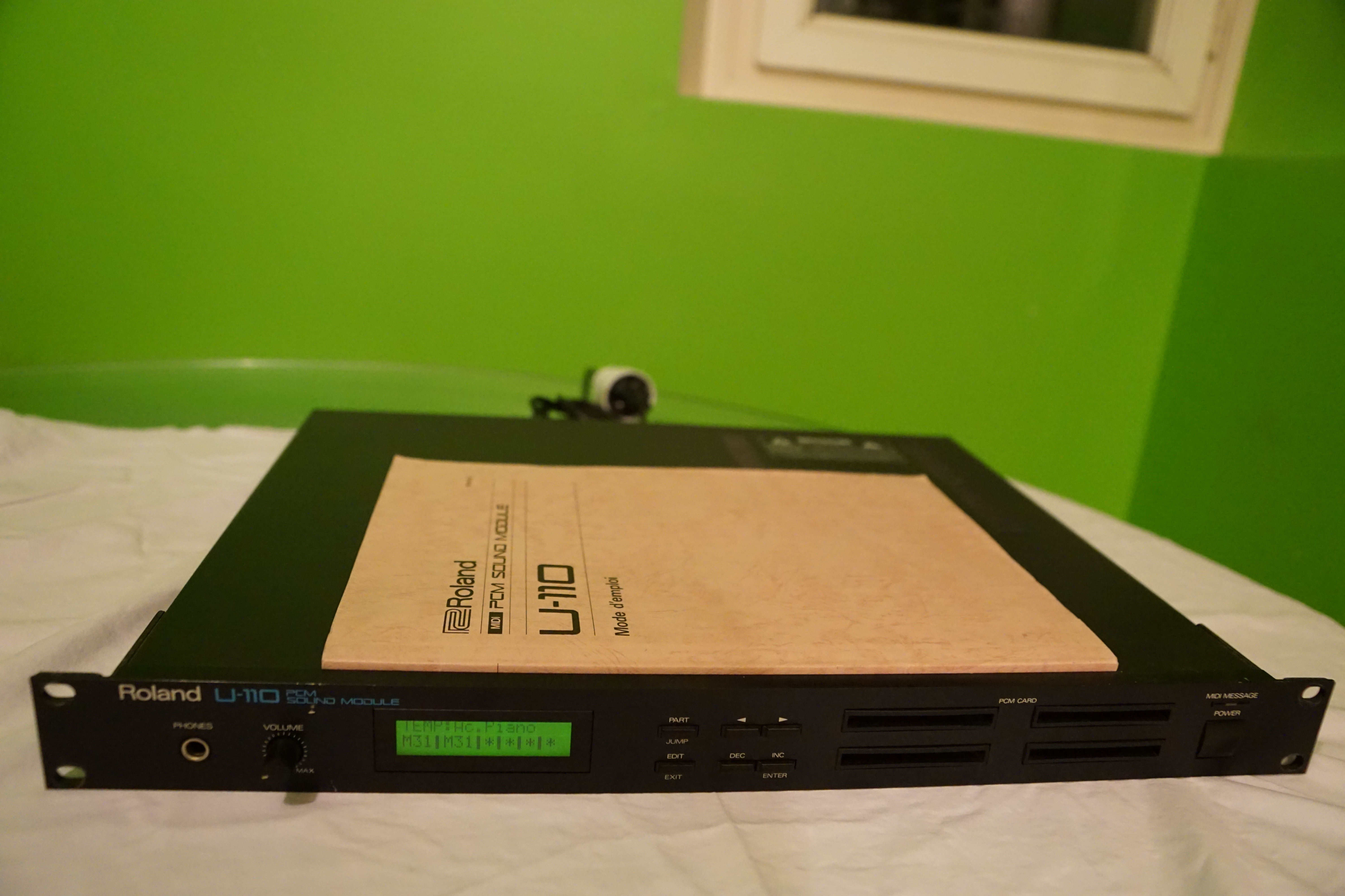 Roland U-110 image (#2076786) - Audiofanzine