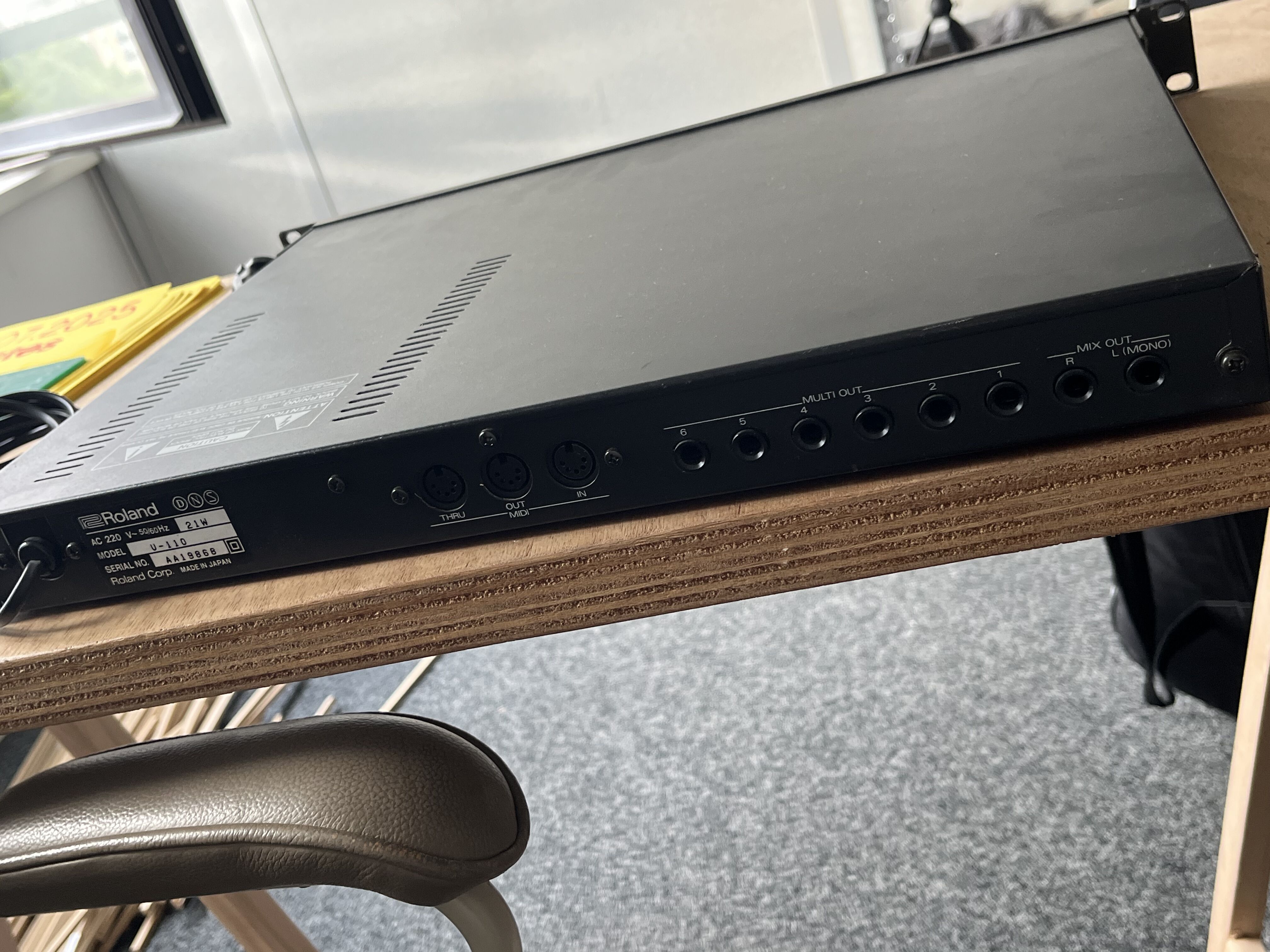U-110 - Roland U-110 - Audiofanzine