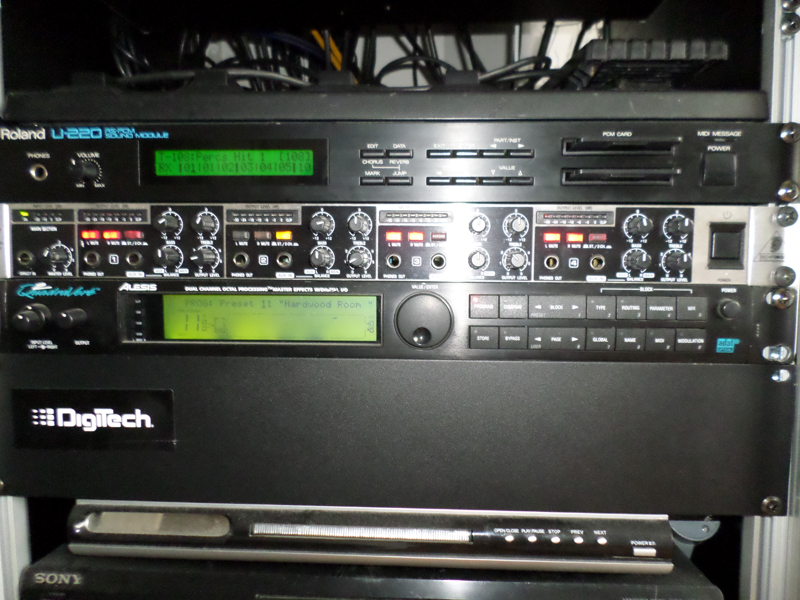 Photo Roland U220 Roland U220 (7998) (1169781) Audiofanzine
