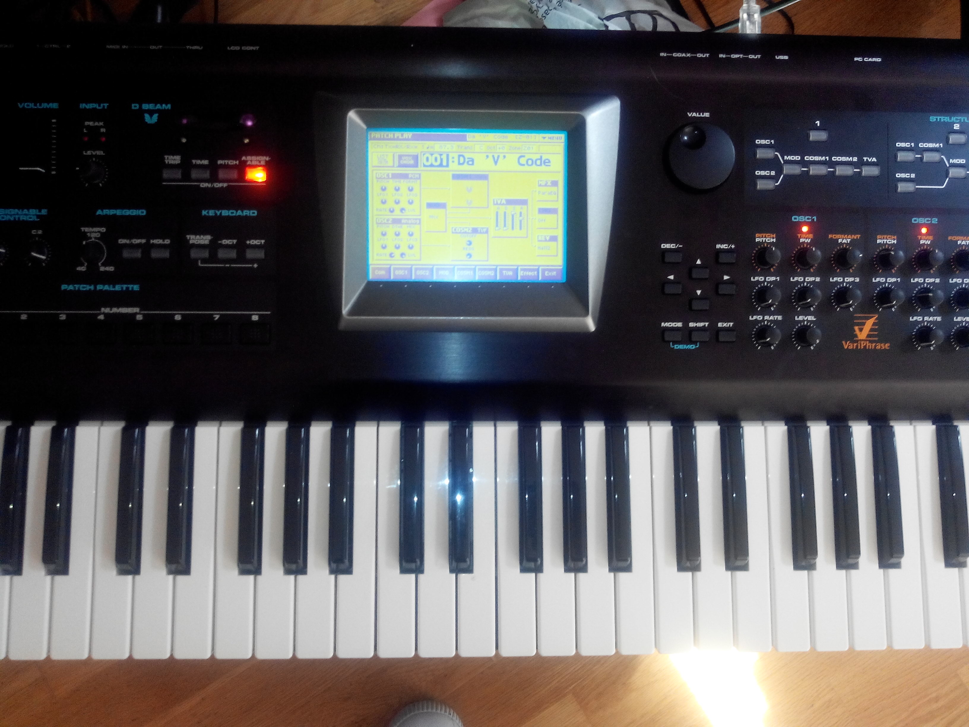 Roland V-1HD+spbgp44.ru