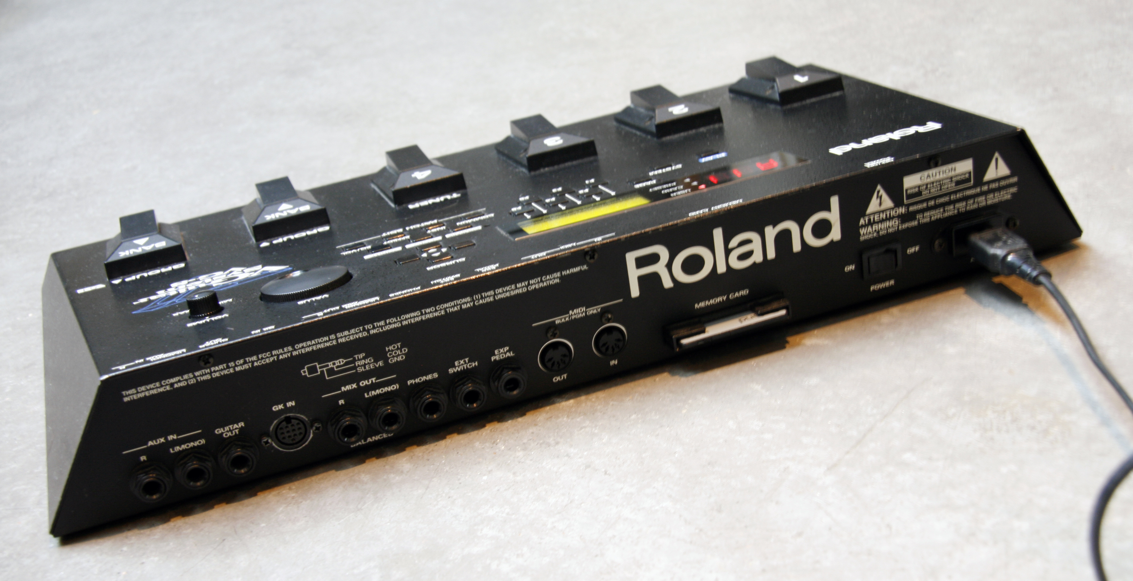 Roland VG-8 VGuitar image (#908319) - Audiofanzine