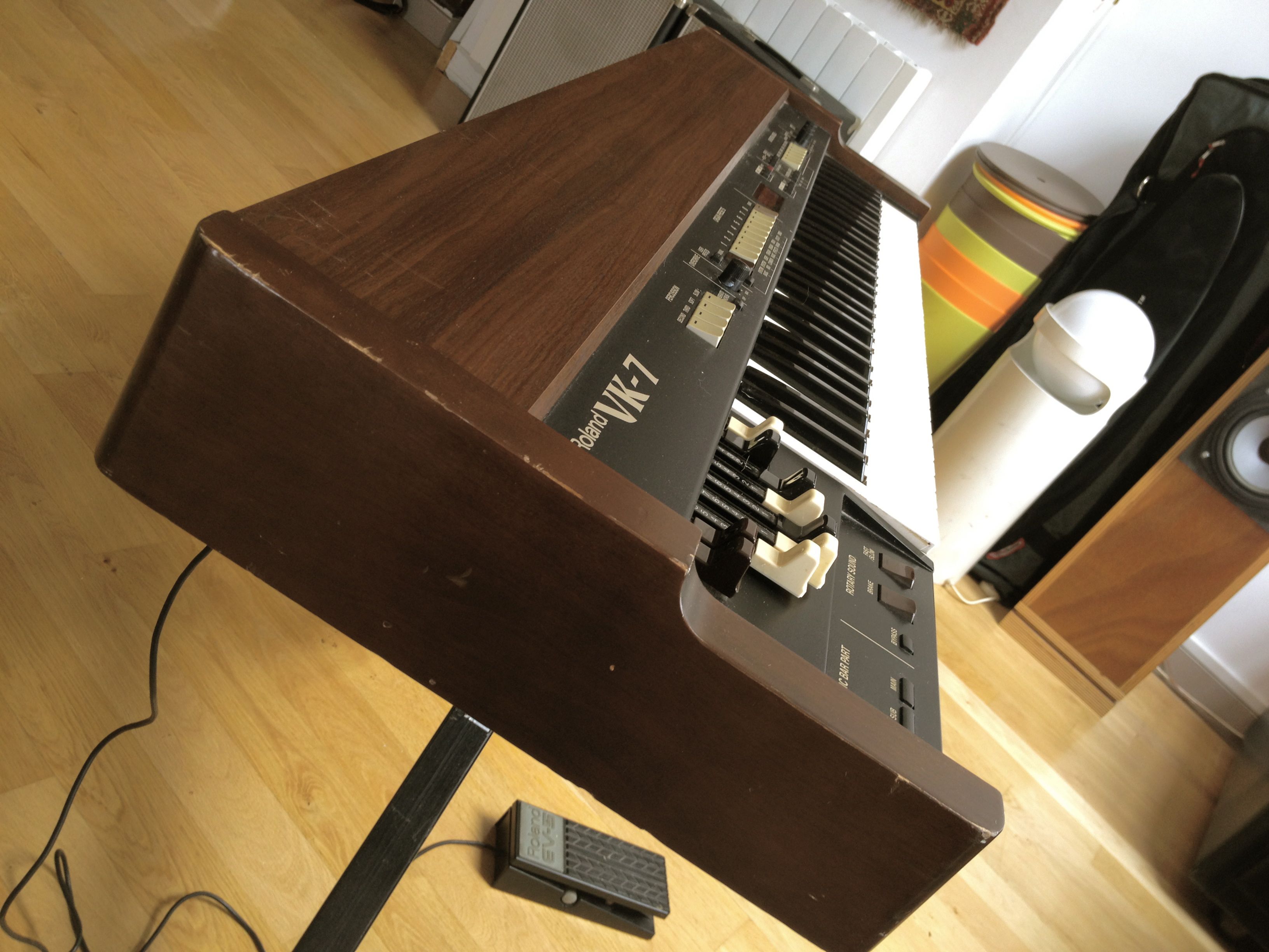 Photo Roland VK7 Roland VK7 (61972) (394430) Audiofanzine