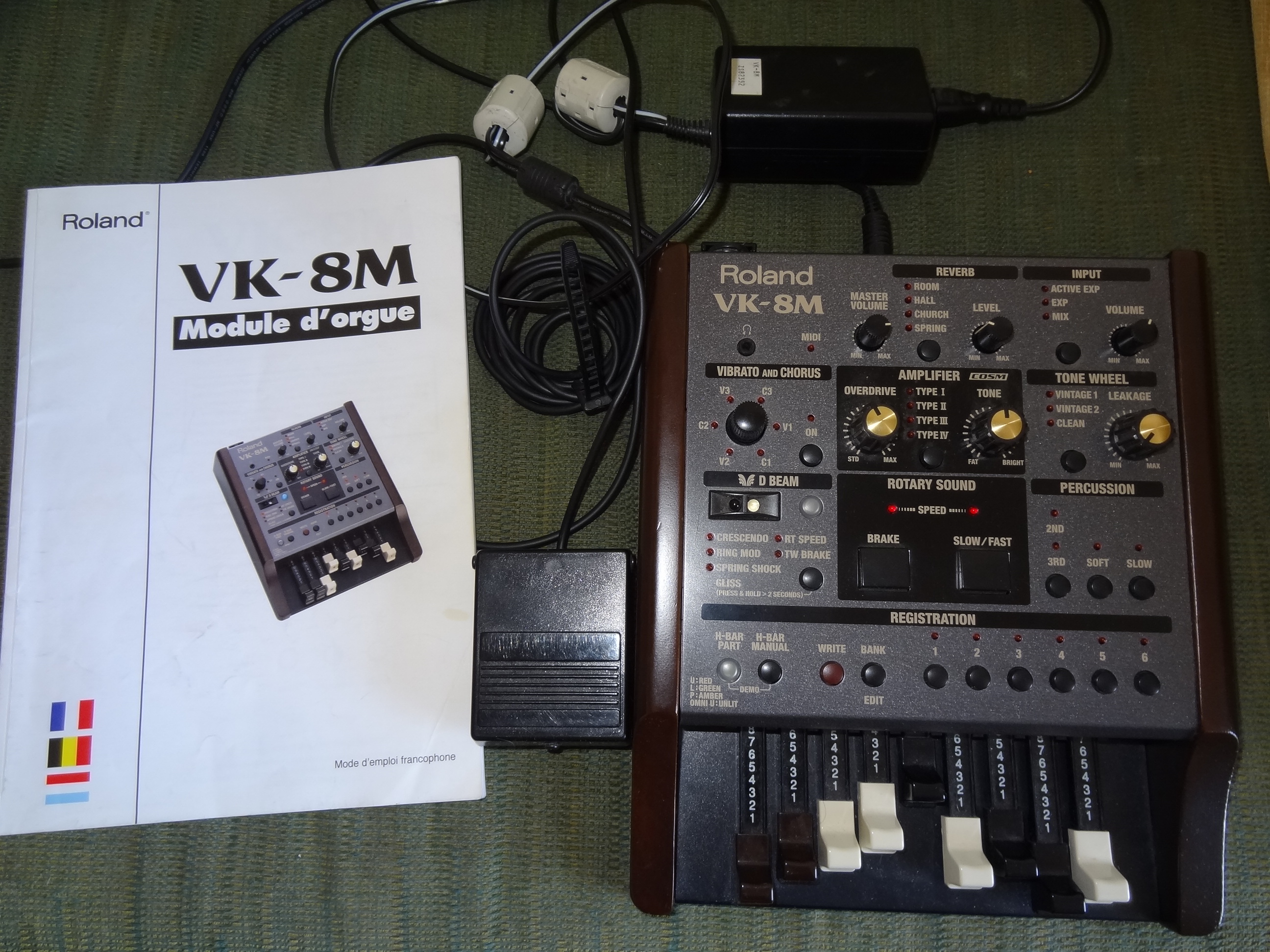 Roland VK-8M image (#645900) - Audiofanzine