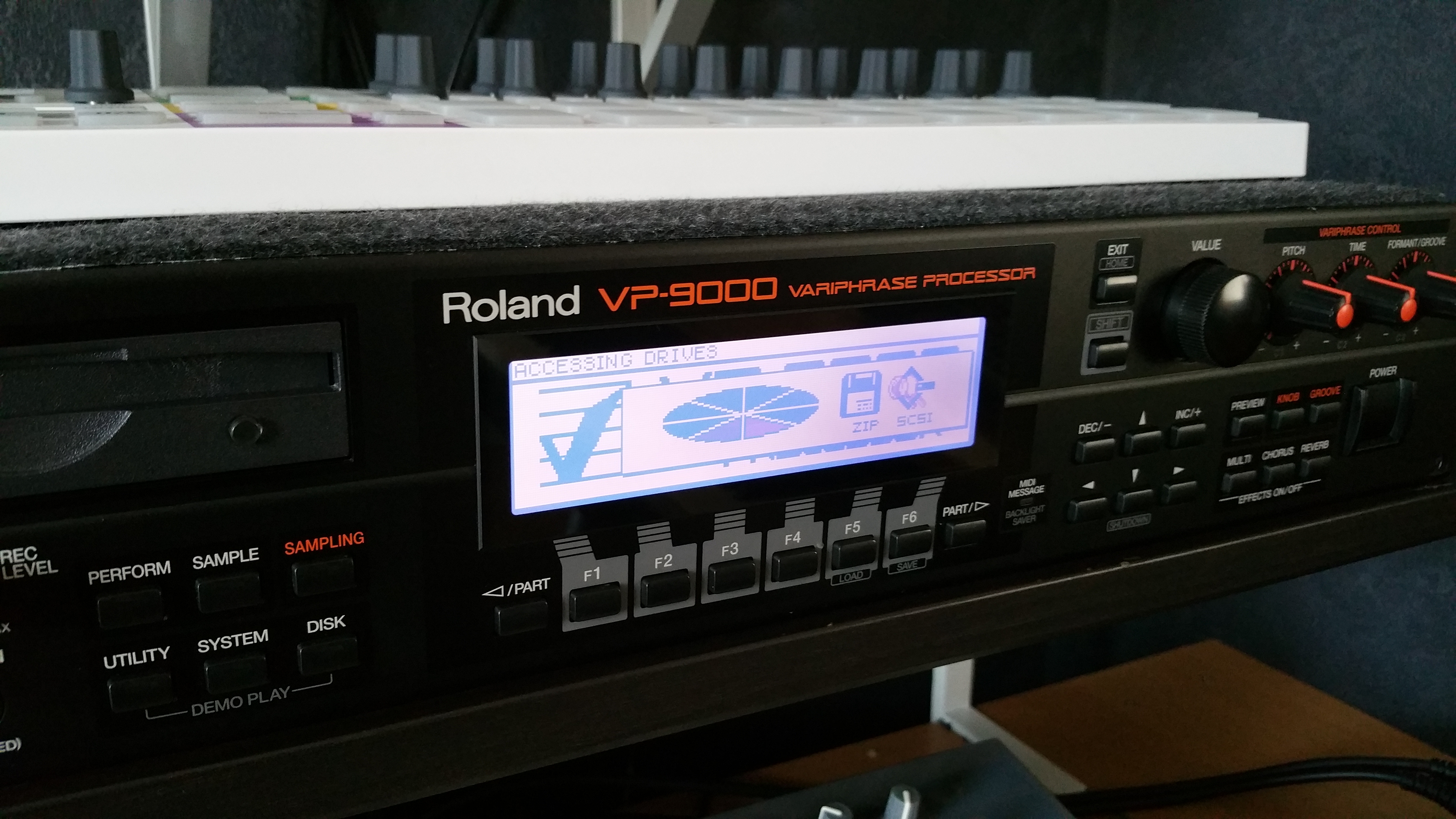 Photo Roland VP9000 Roland VP9000 (34615) (1465701) Audiofanzine