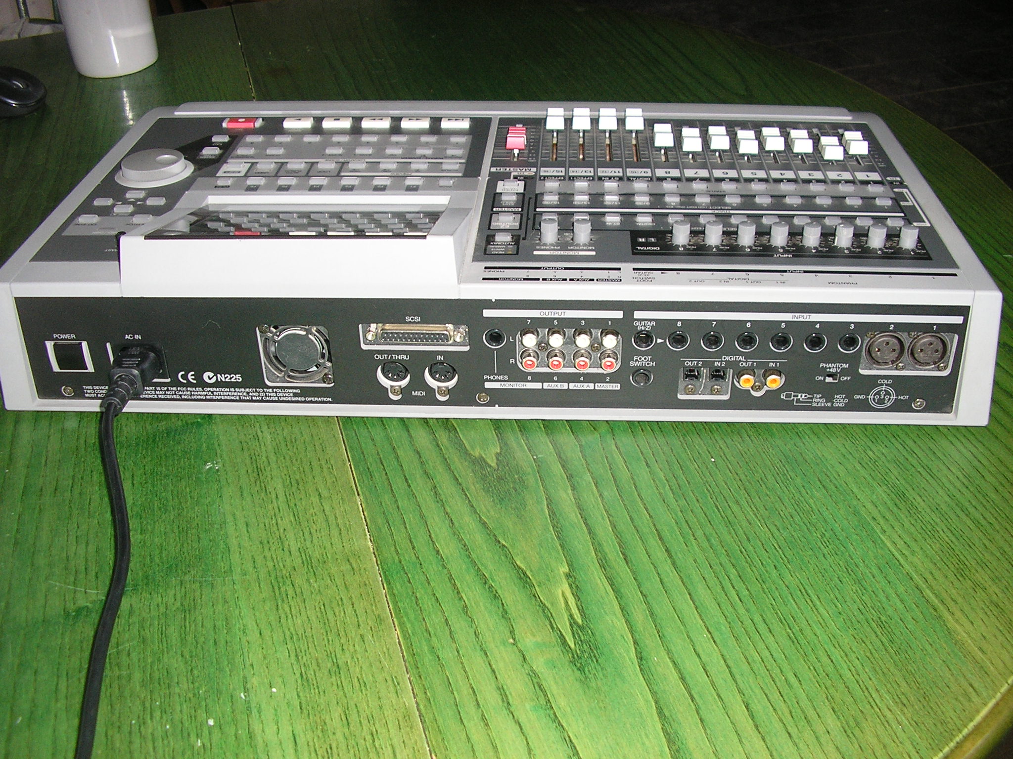 VS1680 VXpanded Roland VS1680 VXpanded Audiofanzine