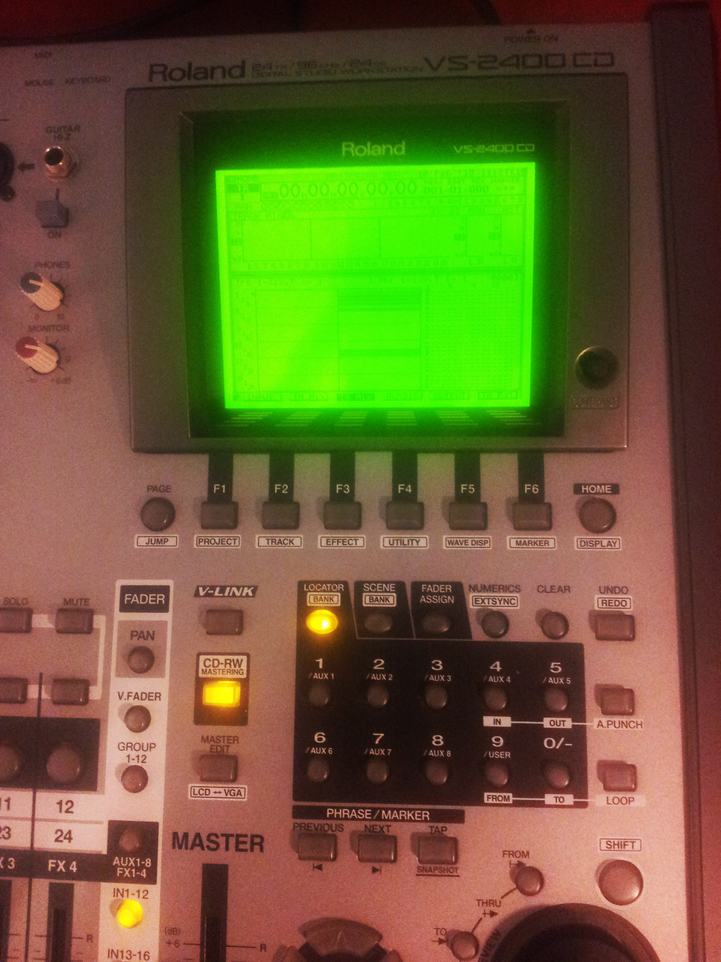 Roland VS2400 CD image (1033872) Audiofanzine