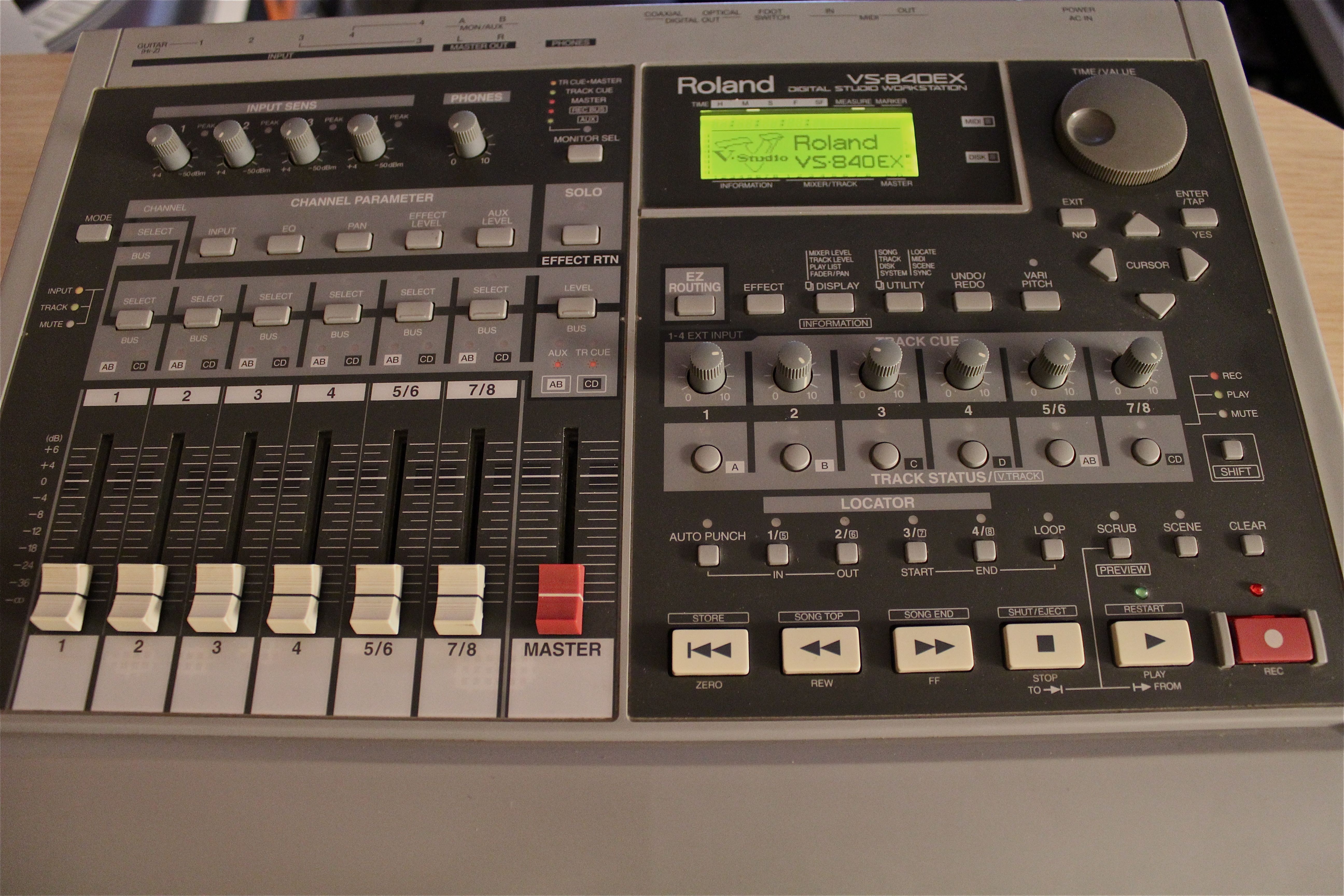 Roland VS-840 EX image (#459833) - Audiofanzine