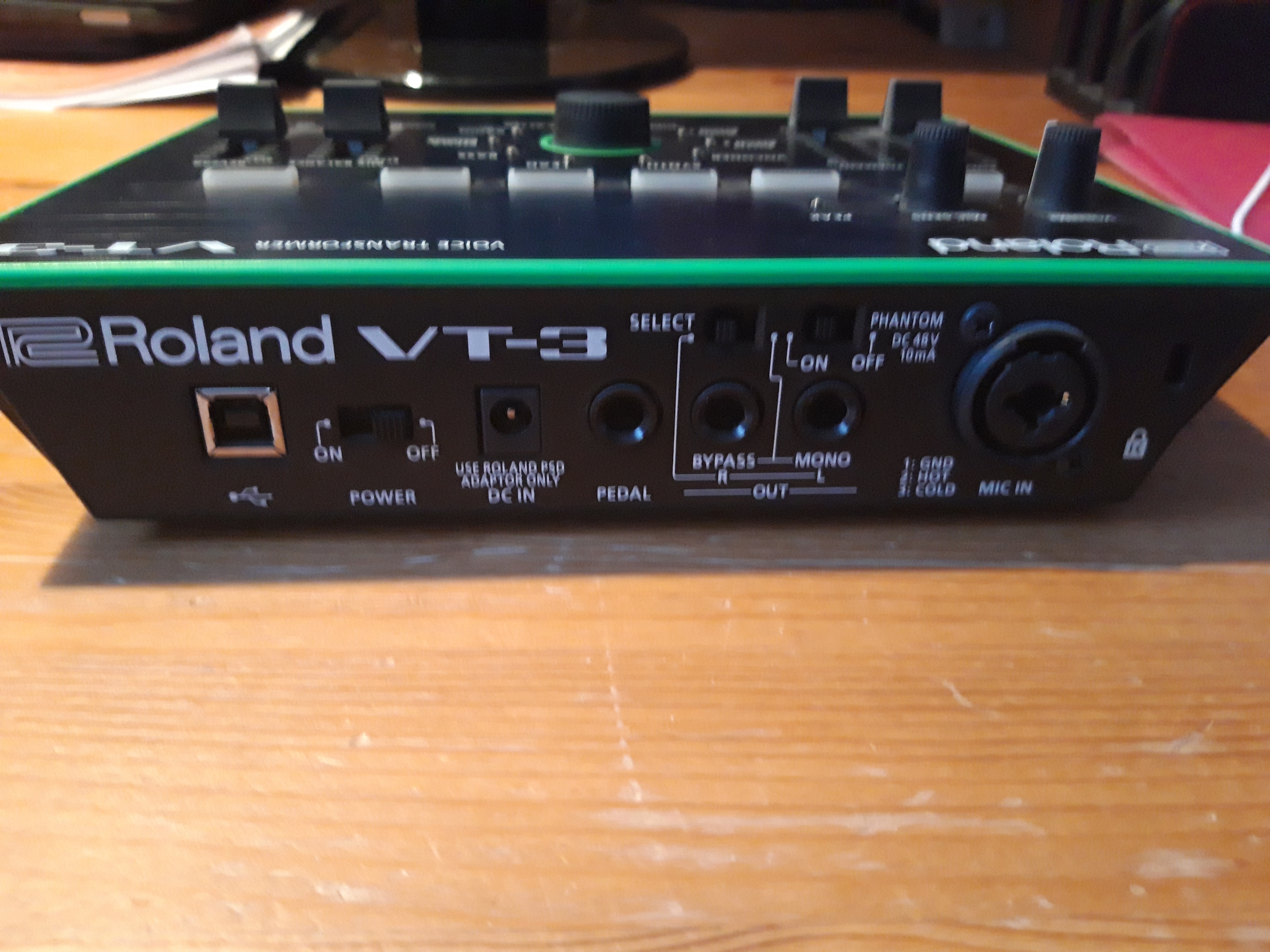 Обзор на звуковой процессор roland vt 3