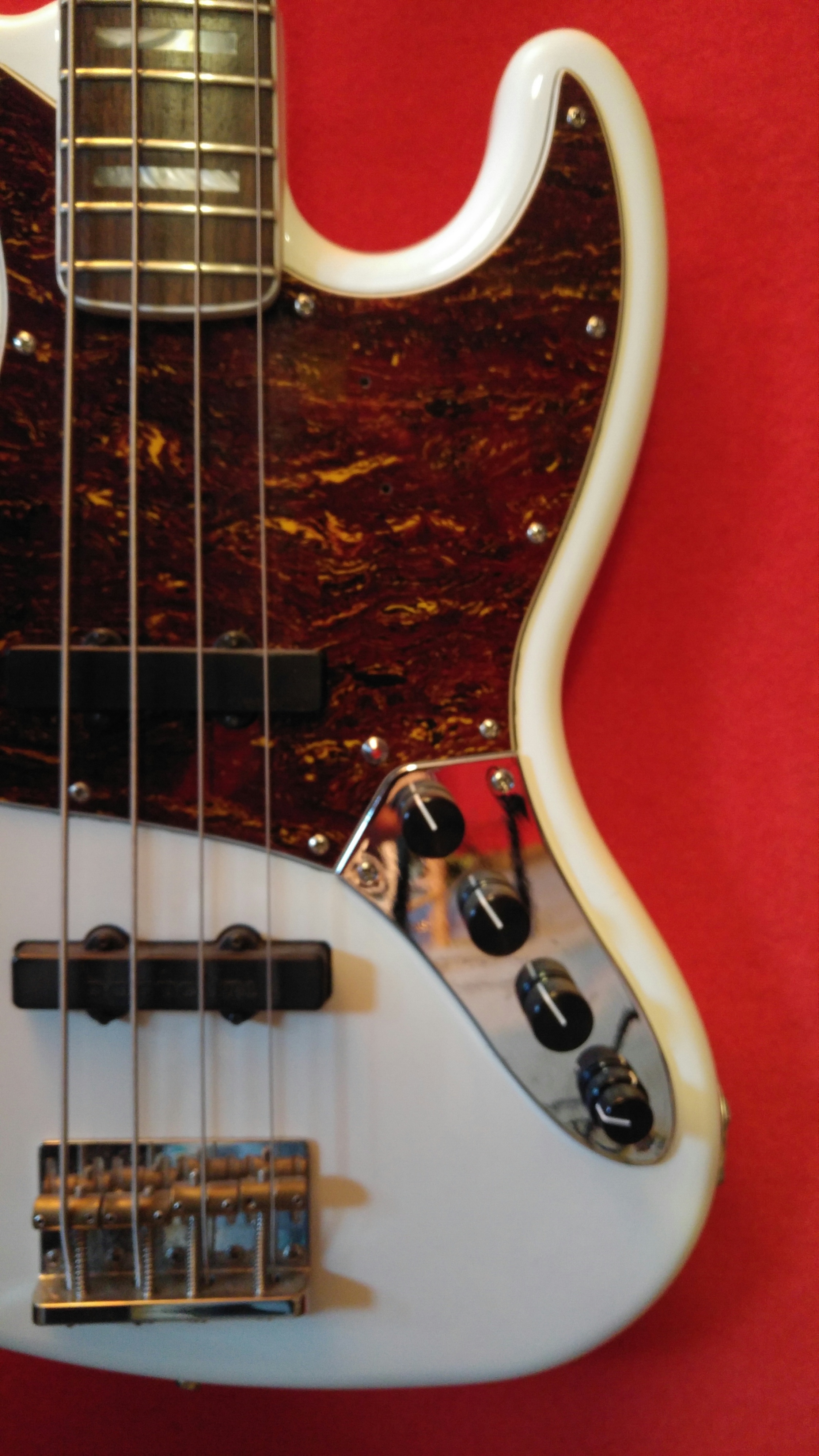 Onboard Preamp Assembly for Jazz Bass Sadowsky Audiofanzine