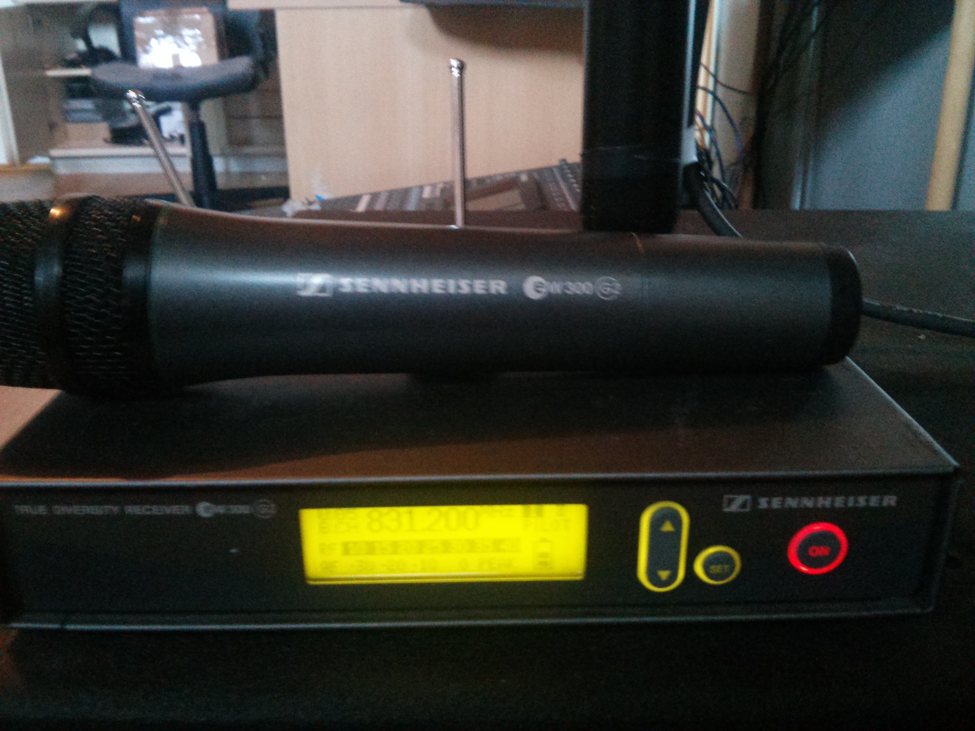 Photo Sennheiser ew 300 IEM G2 Sennheiser ew300 g2 (1072779