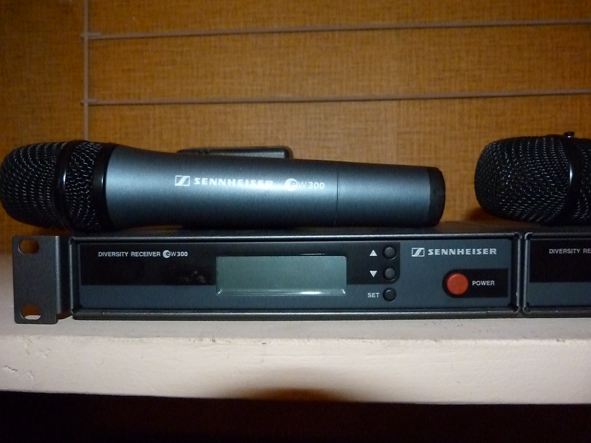 Photo Sennheiser ew 300 IEM G2 Sennheiser Récepteur UHF EW300G2 et