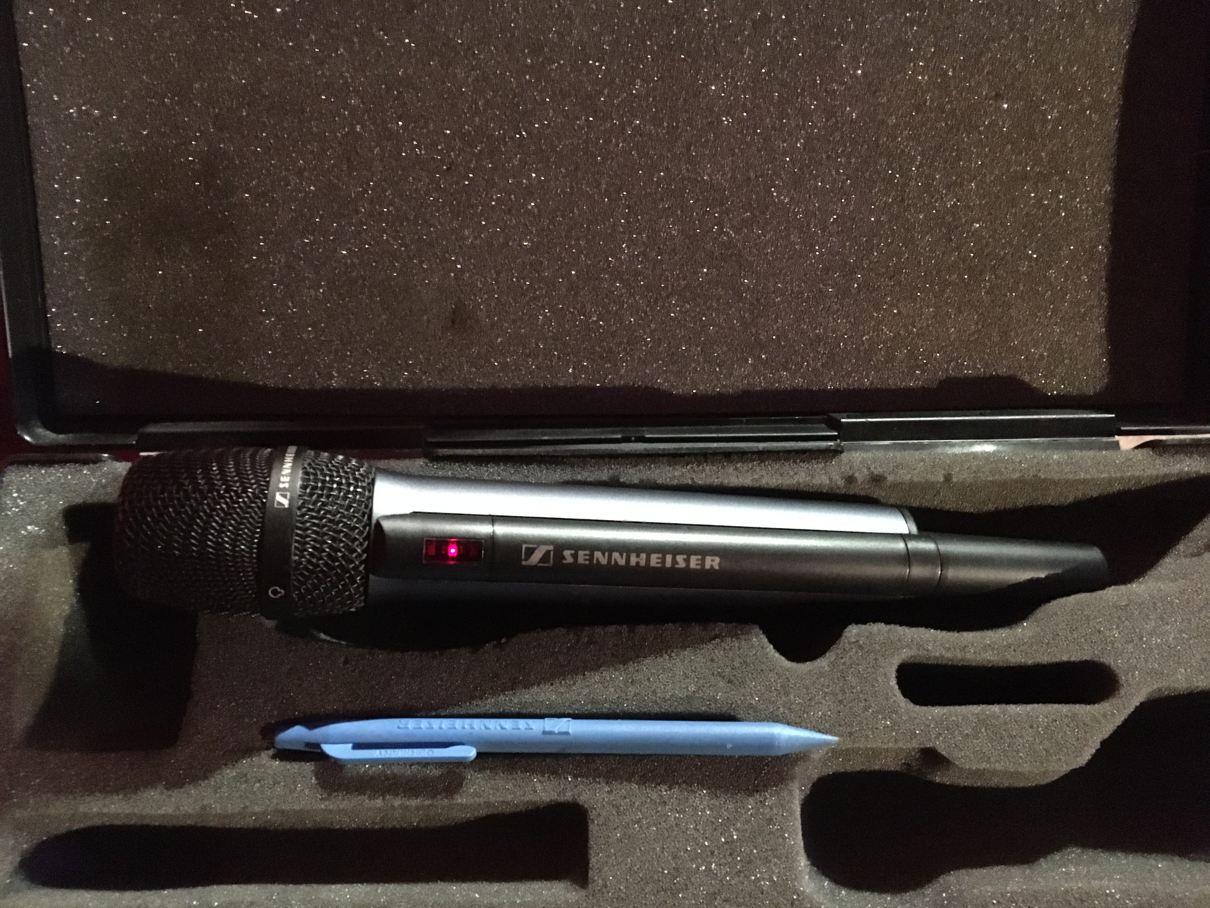 SKM 5000 EM 3031 Sennheiser SKM 5000 EM 3031 Audiofanzine skm-5000-em-3031-sennheiser-skm-5000-em-3031-audiofanzine