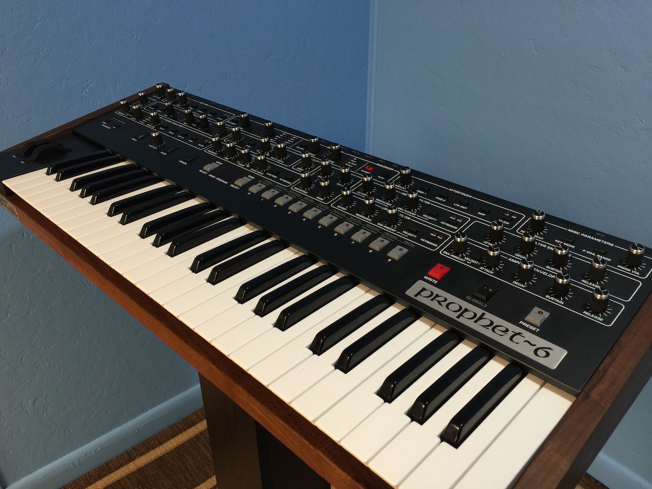 Prophet6 Sequential Prophet6 Audiofanzine