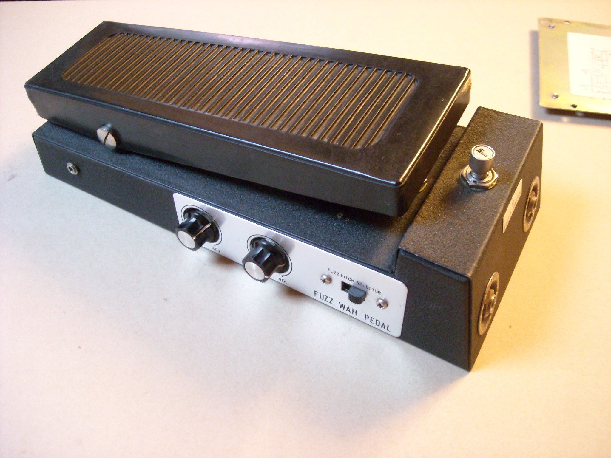 Shinei Companion WF8 WahFuzz image (535960) Audiofanzine