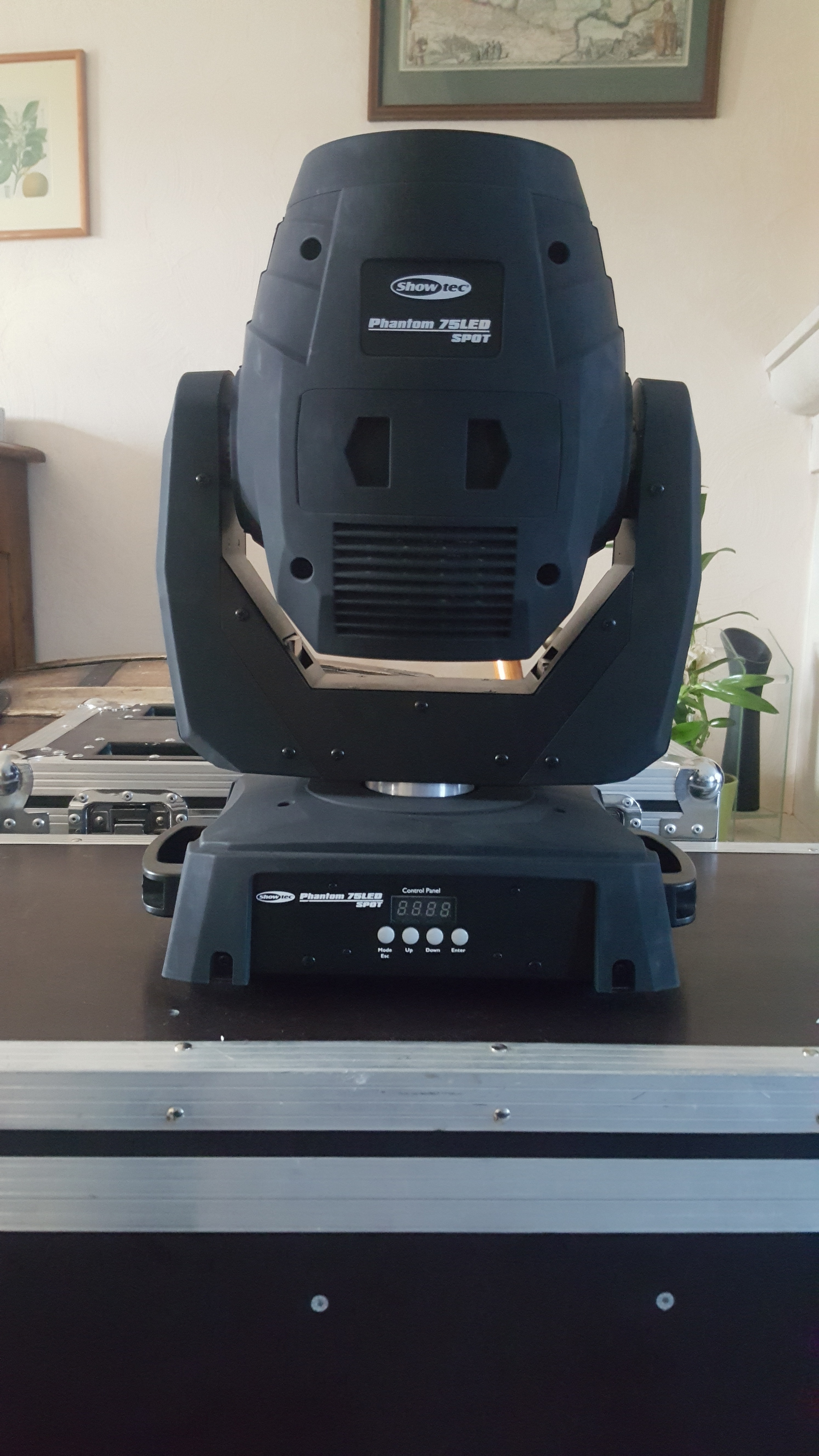 showtec phantom 75 led spot