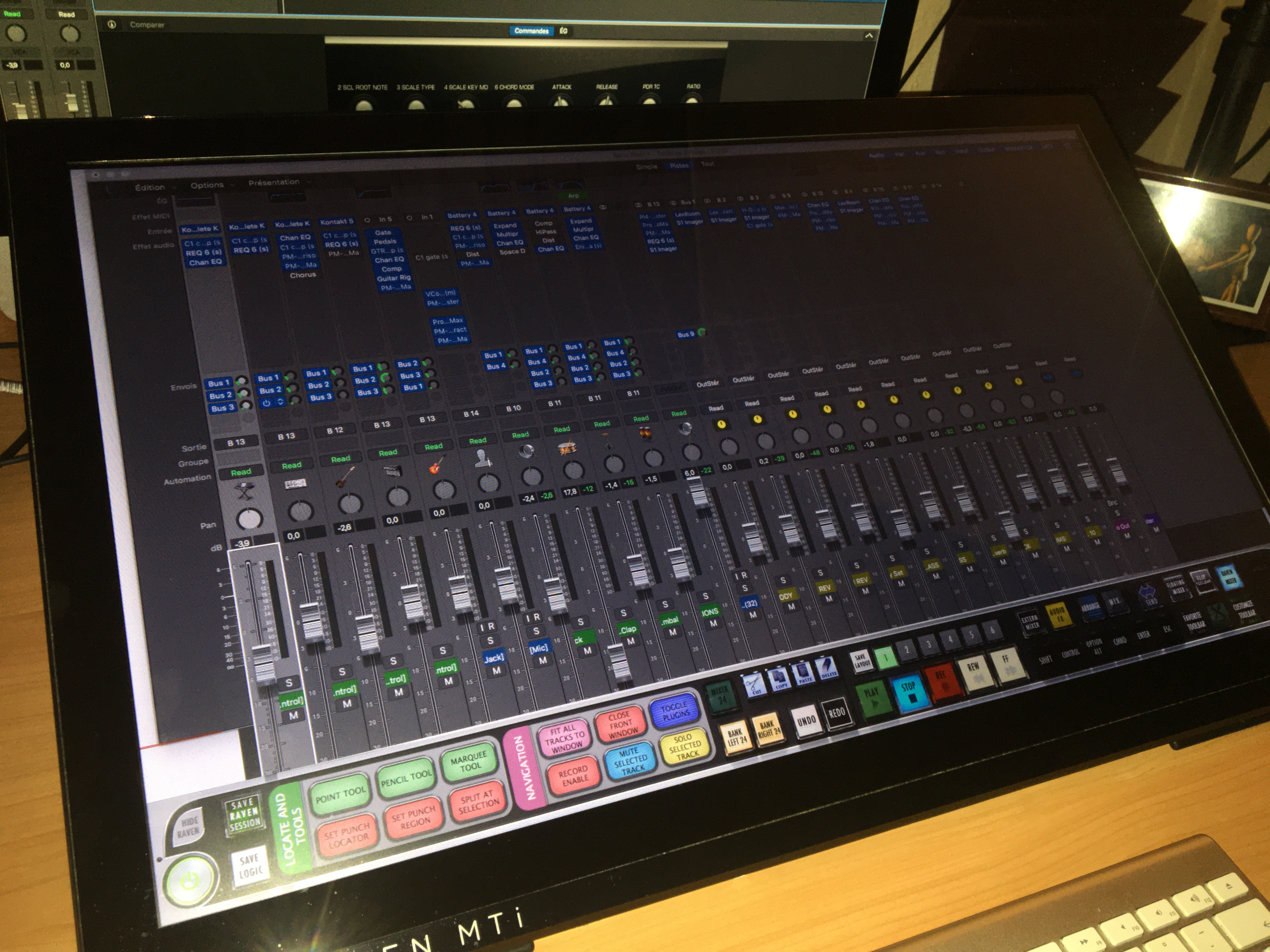 Raven MTI 2 Slate Media Technology Raven MTI 2 Audiofanzine