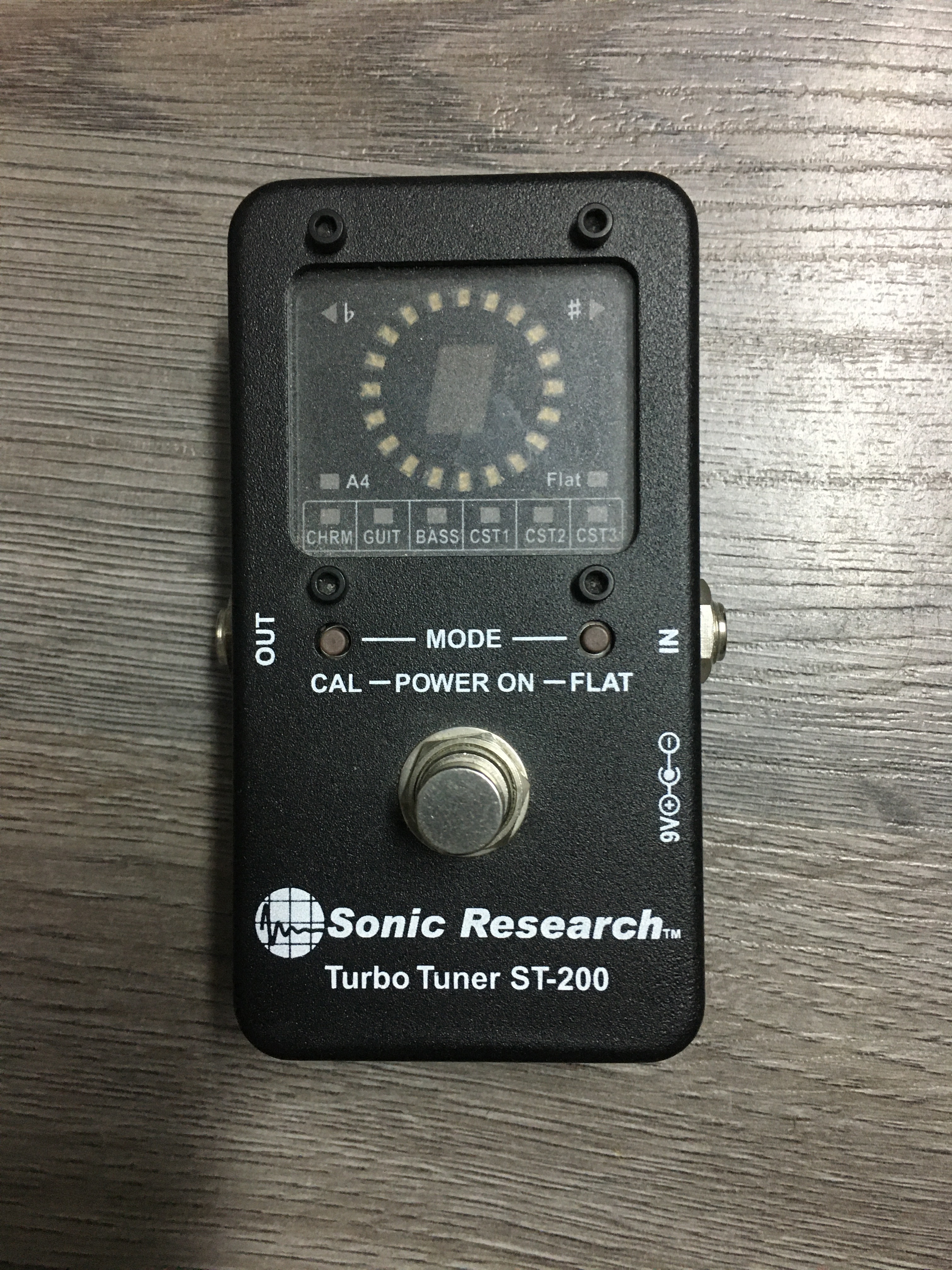 Sonic Research Turbo Tuner ST-200視認性がよく反応が早い