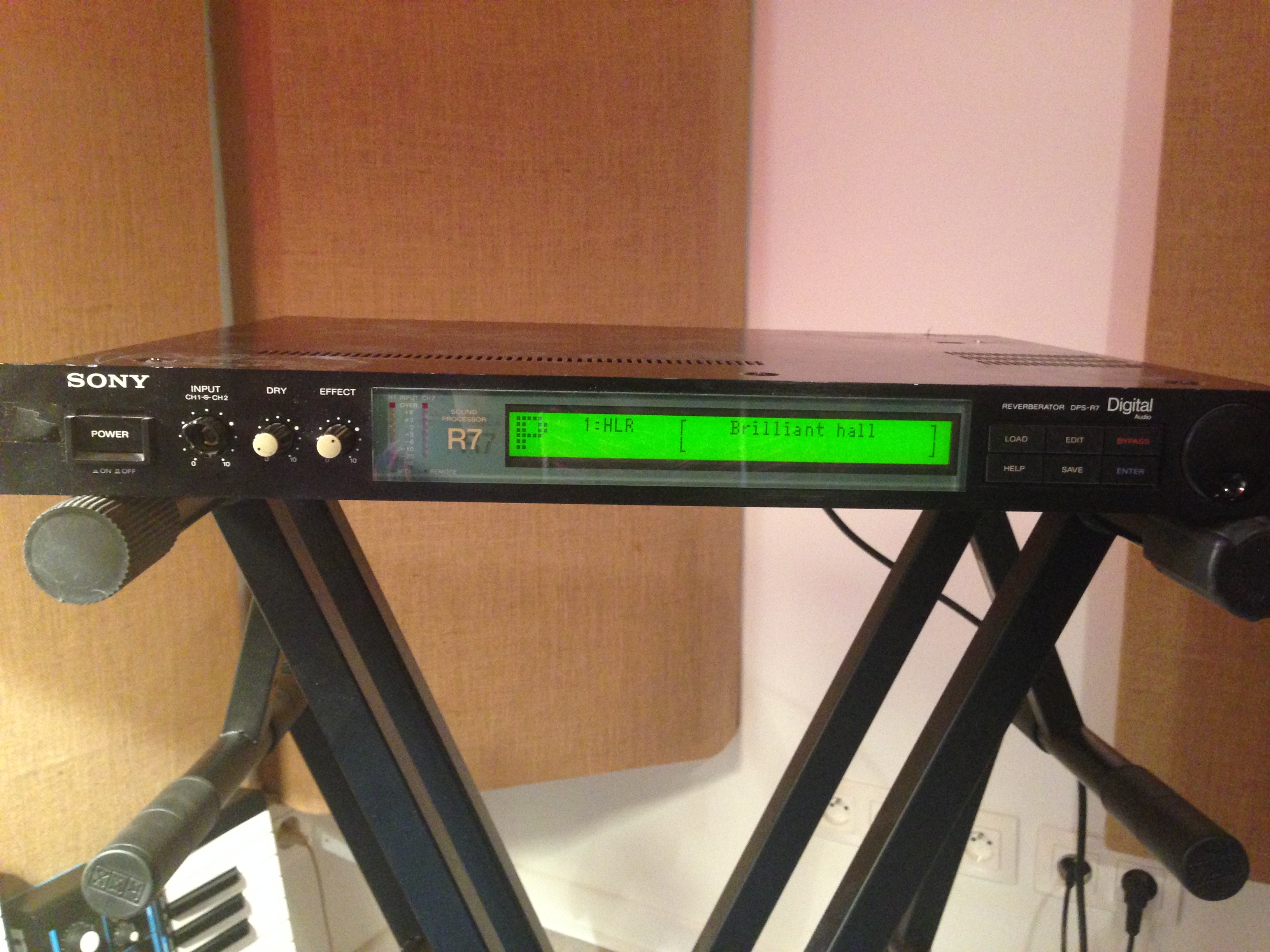 DPS-R7 - Sony DPS-R7 - Audiofanzine