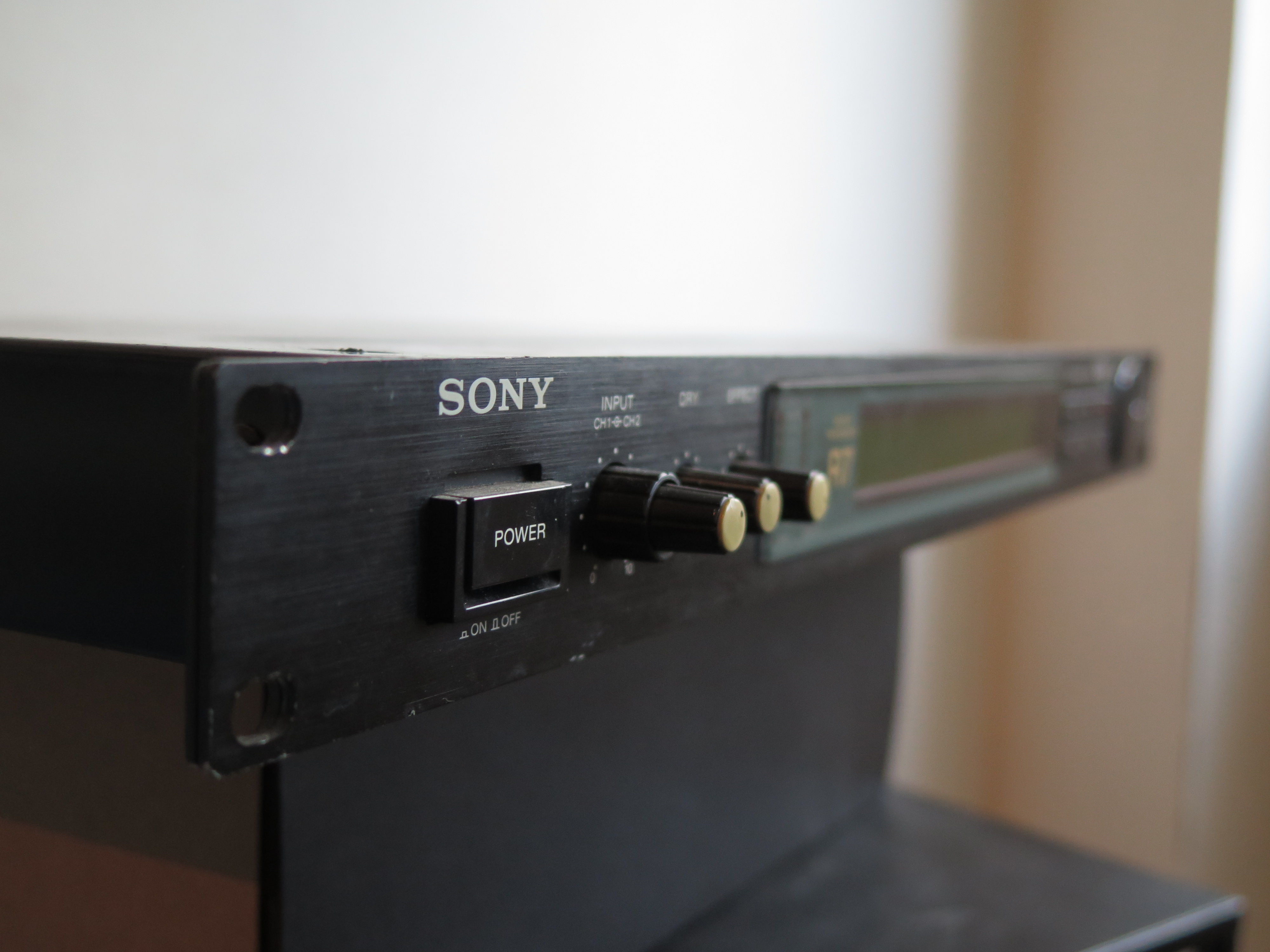 DPS-R7 - Sony DPS-R7 - Audiofanzine