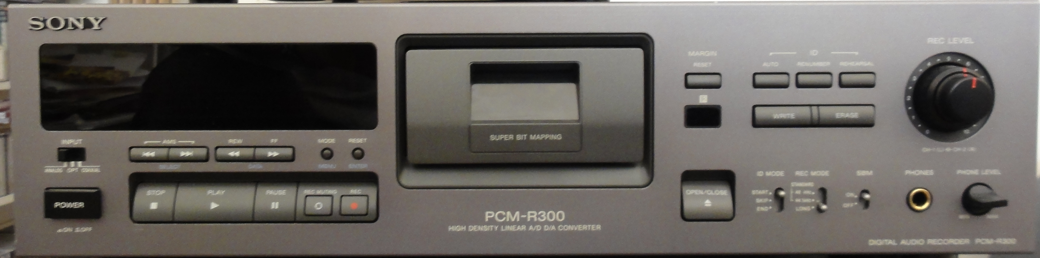 Photo Sony PCMR300 Sony PCMR300 (52897) (446308) Audiofanzine
